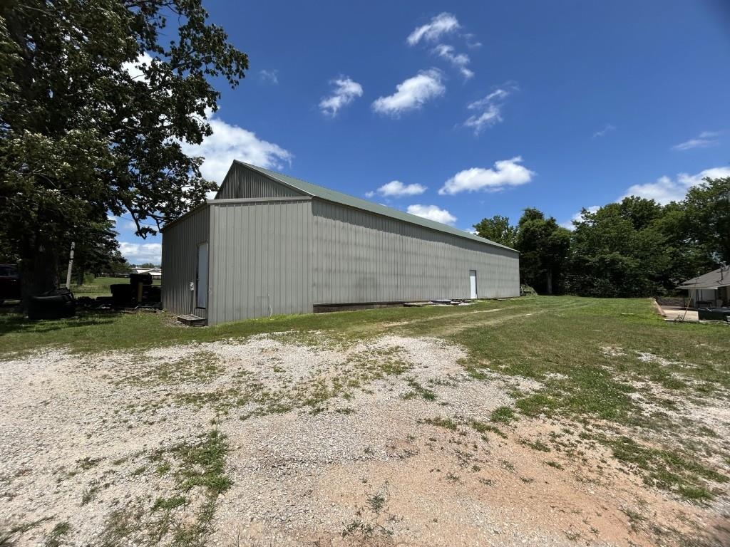905 W Main  Mountain View, AR
