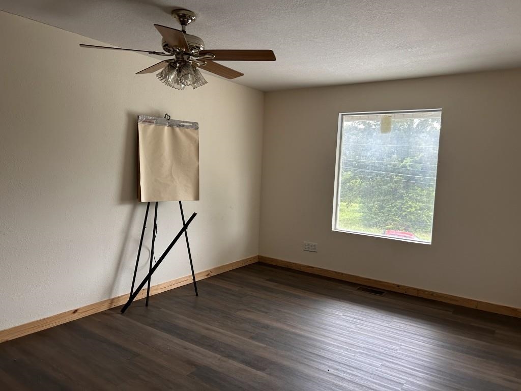 905 W Main  Mountain View, AR