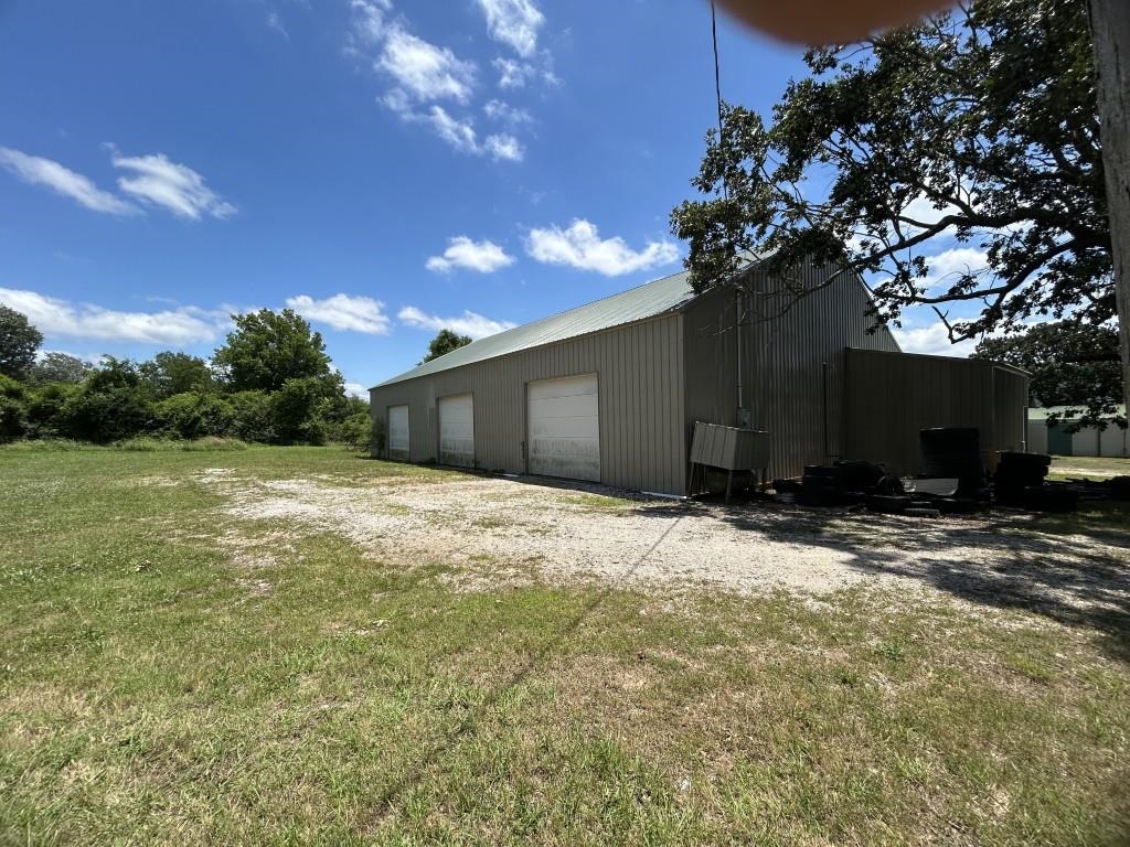 905 W Main  Mountain View, AR