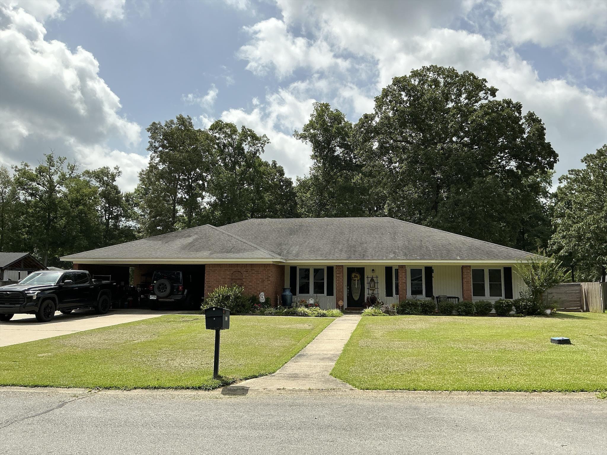 110 Sycamore Circle  Crossett, AR