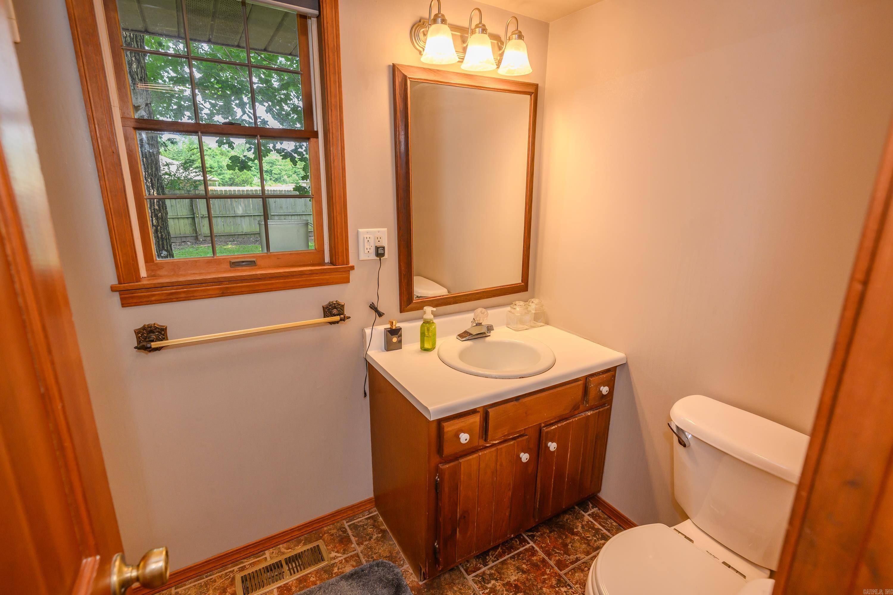 127 Kingwood  Bull Shoals, AR