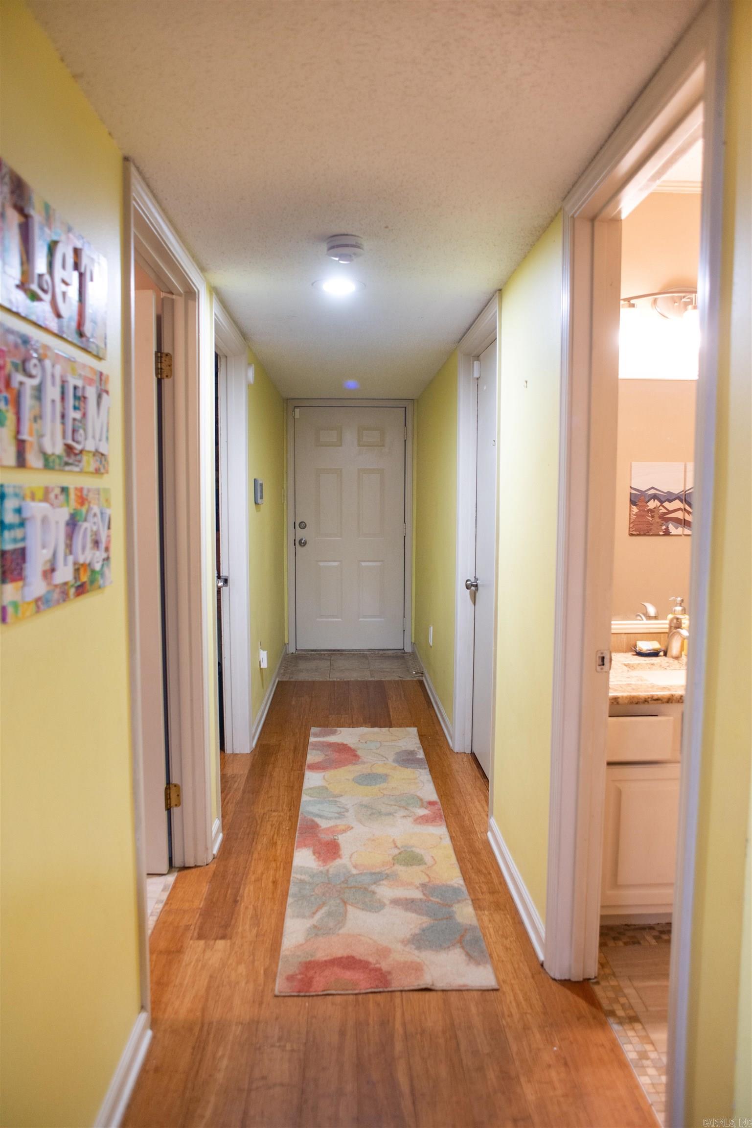 8809 Pea Ridge  Little Rock, AR