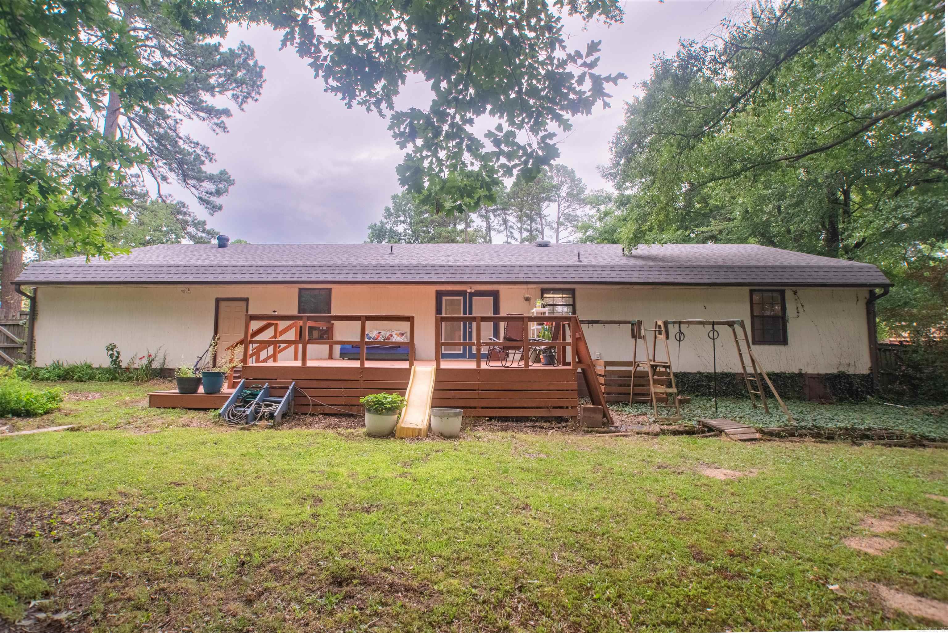 8809 Pea Ridge  Little Rock, AR
