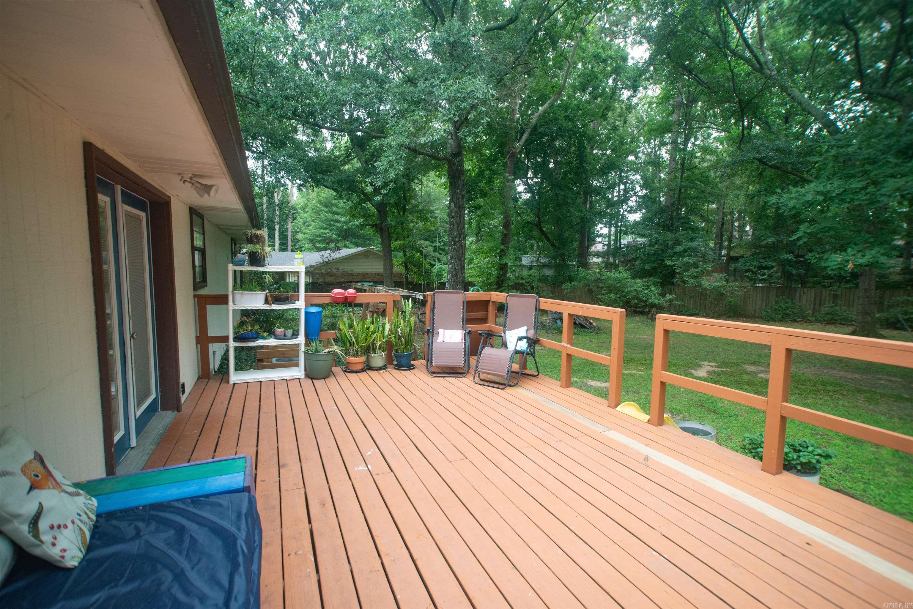 8809 Pea Ridge  Little Rock, AR