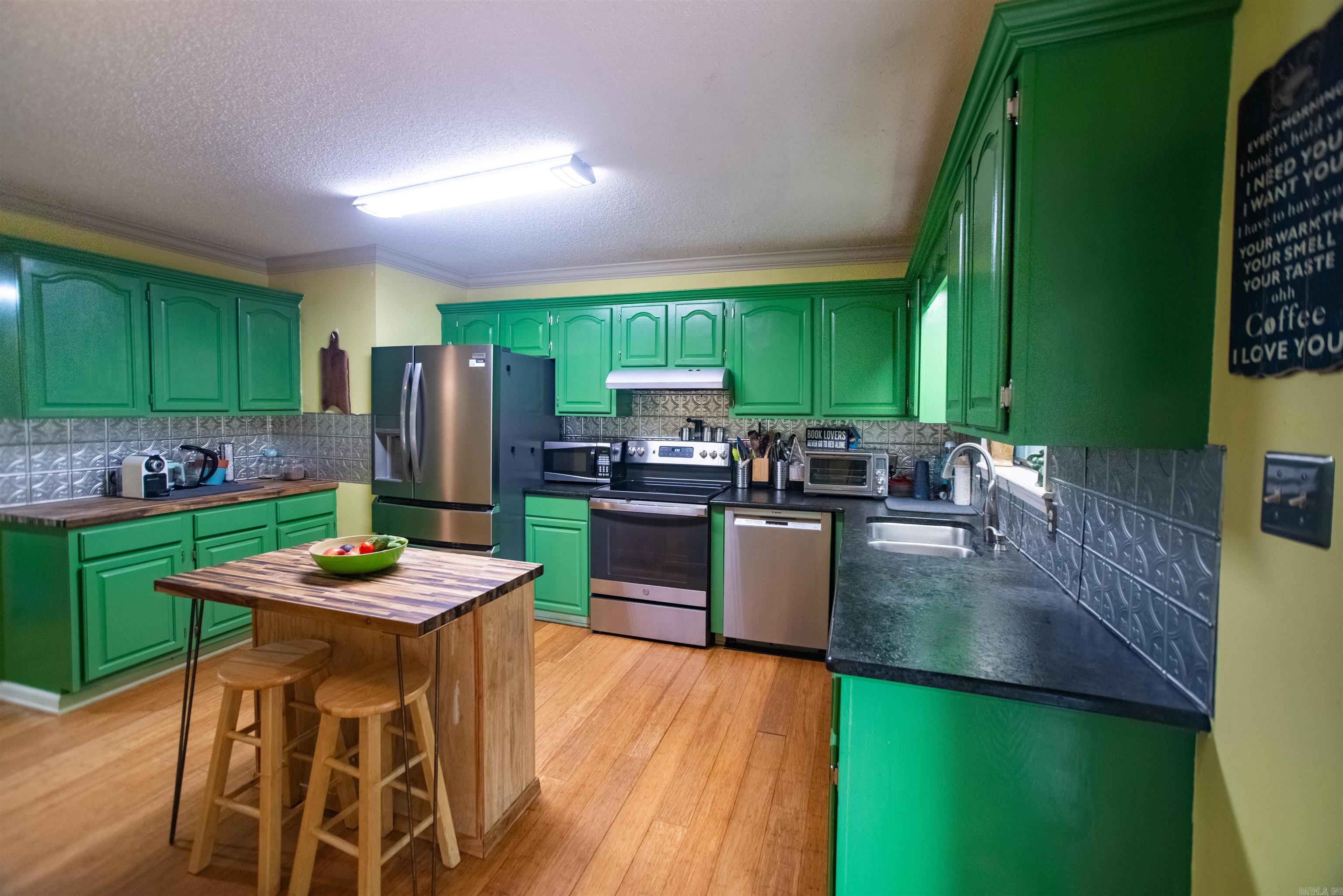 8809 Pea Ridge  Little Rock, AR