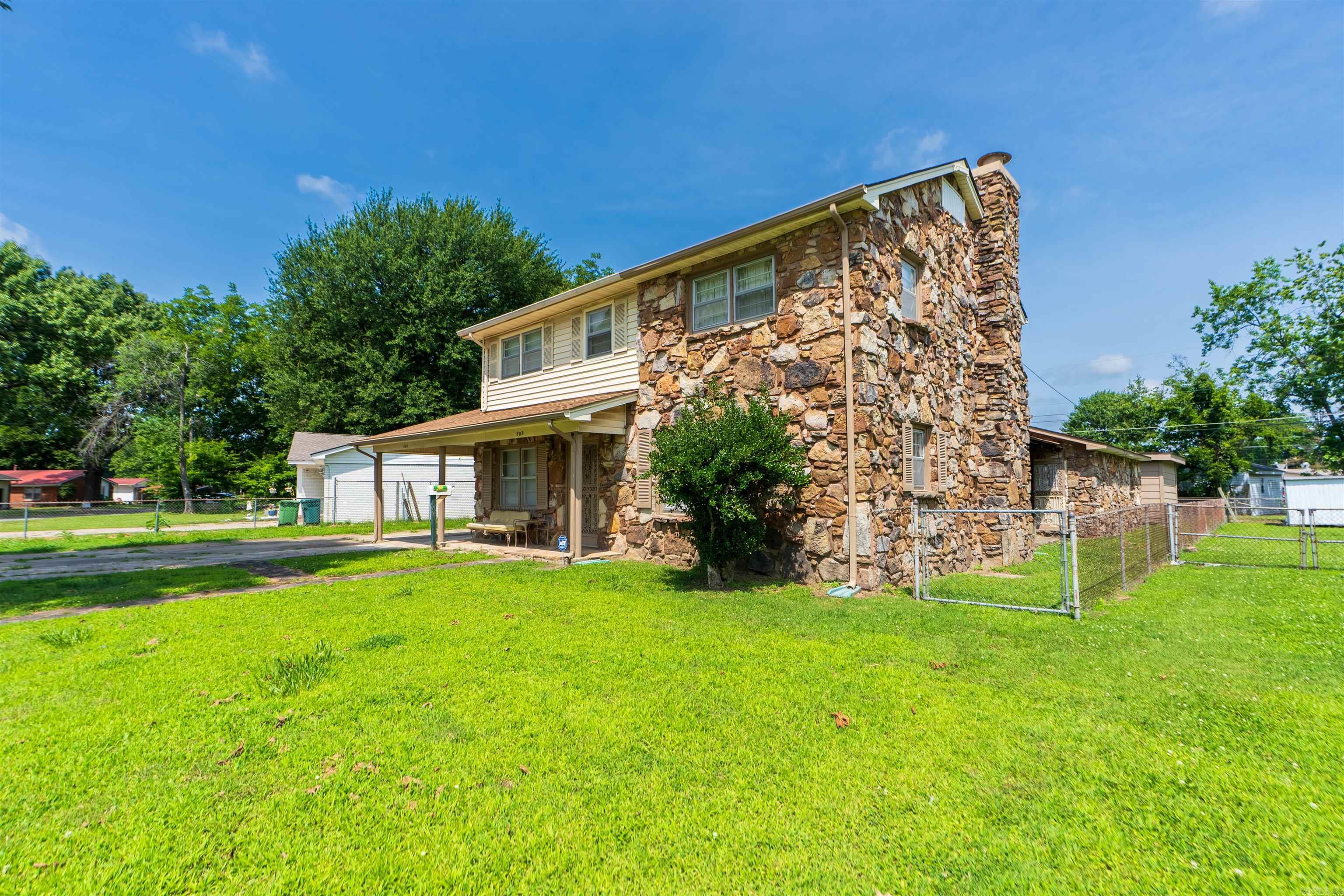 808 Lauderdale  Blytheville, AR