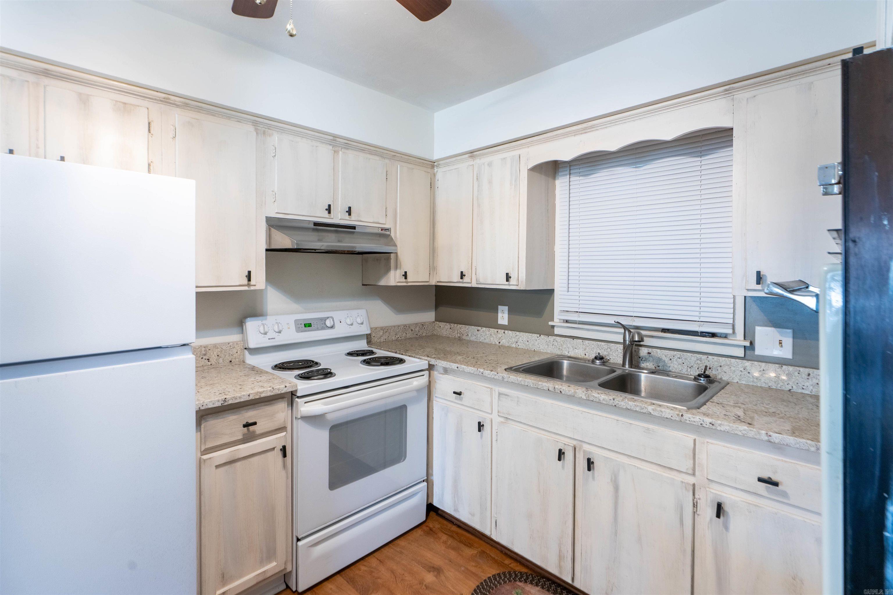 808 Lauderdale  Blytheville, AR