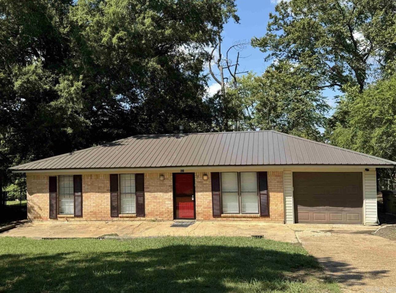 921 Driftwood  Forrest City, AR