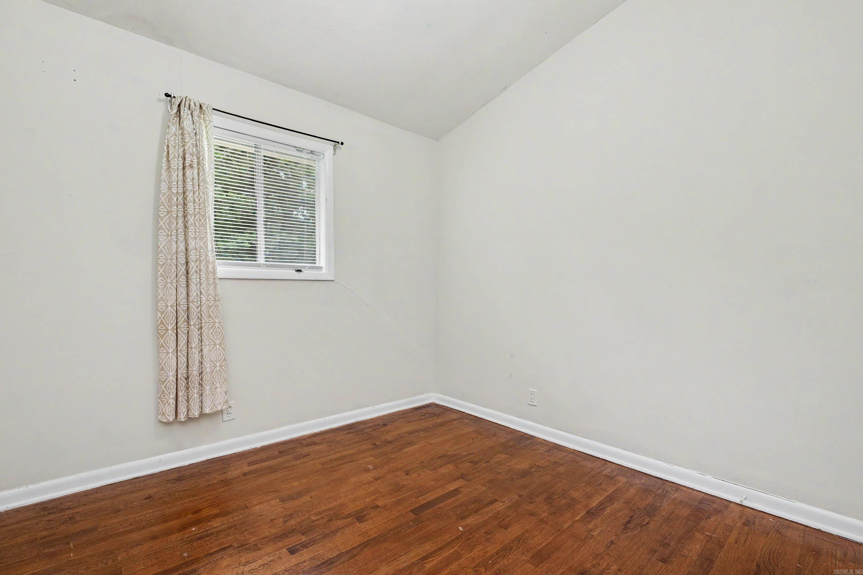 1866 Dennison St  Little Rock, AR