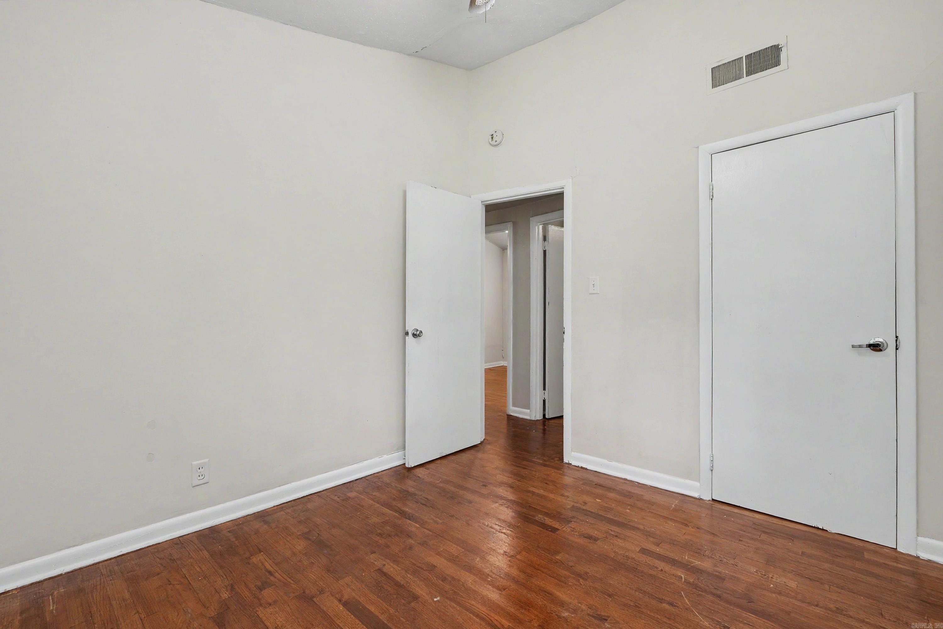 1866 Dennison St  Little Rock, AR