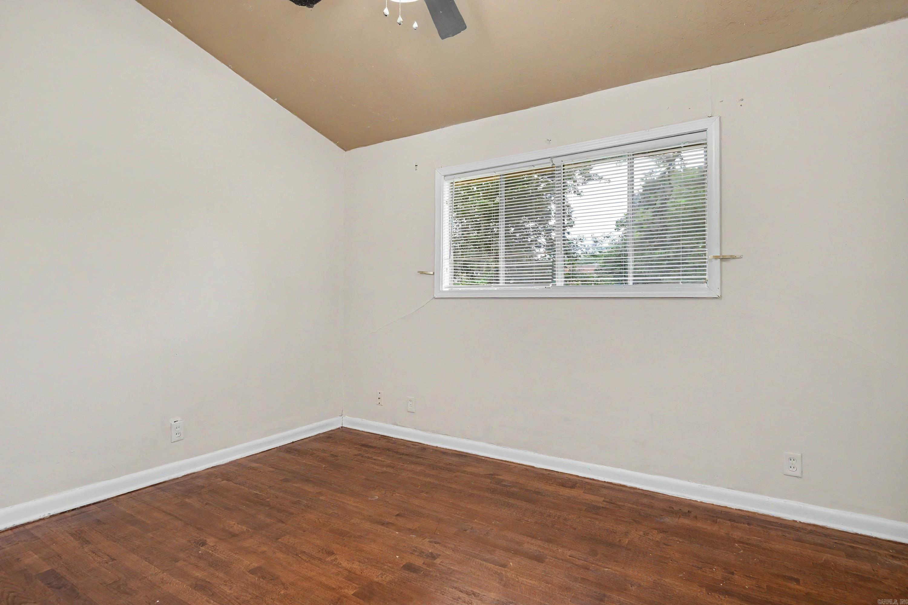 1866 Dennison St  Little Rock, AR