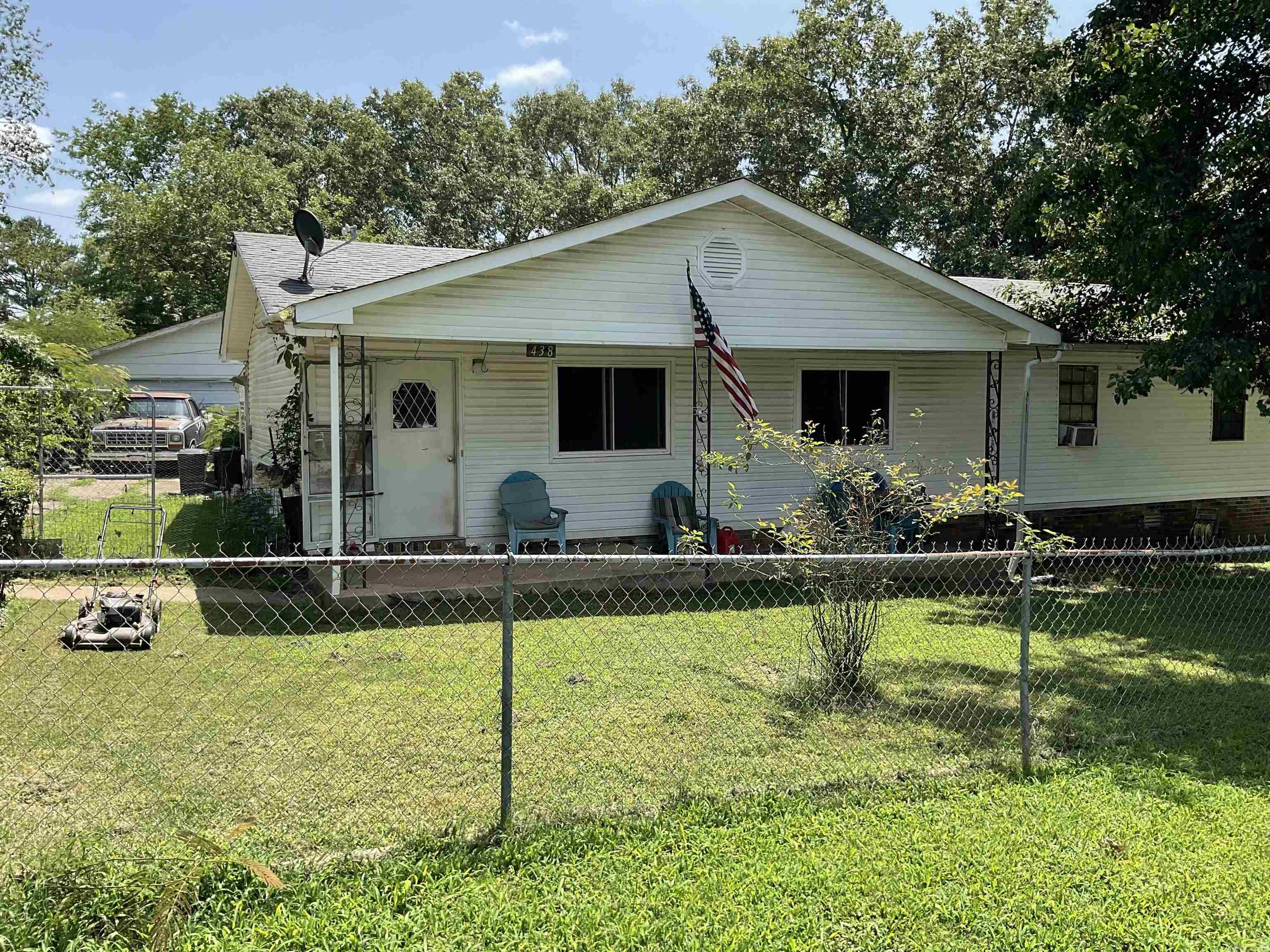 438 Terry  Clinton, AR