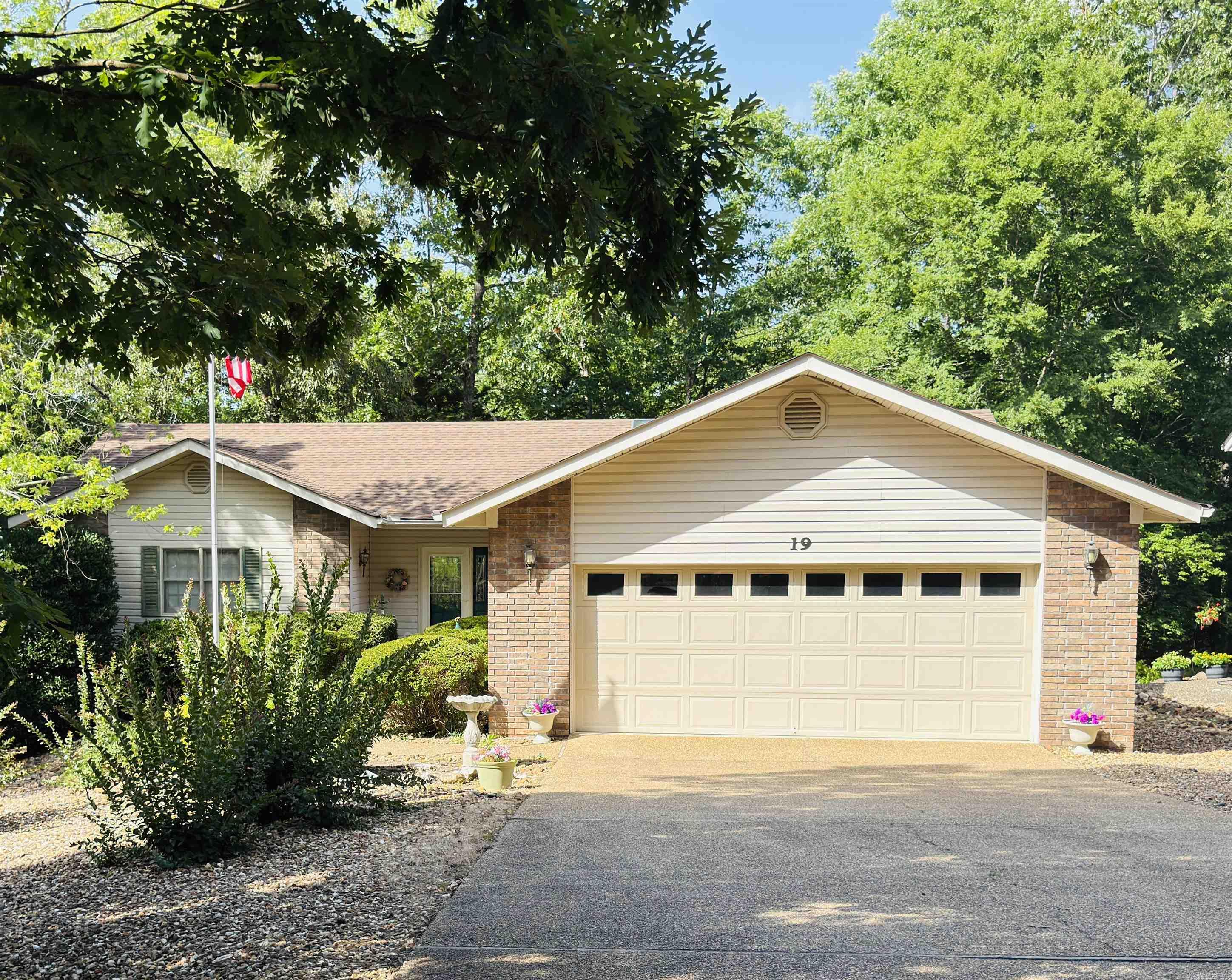 19 Rollo  Hot Springs Village, AR