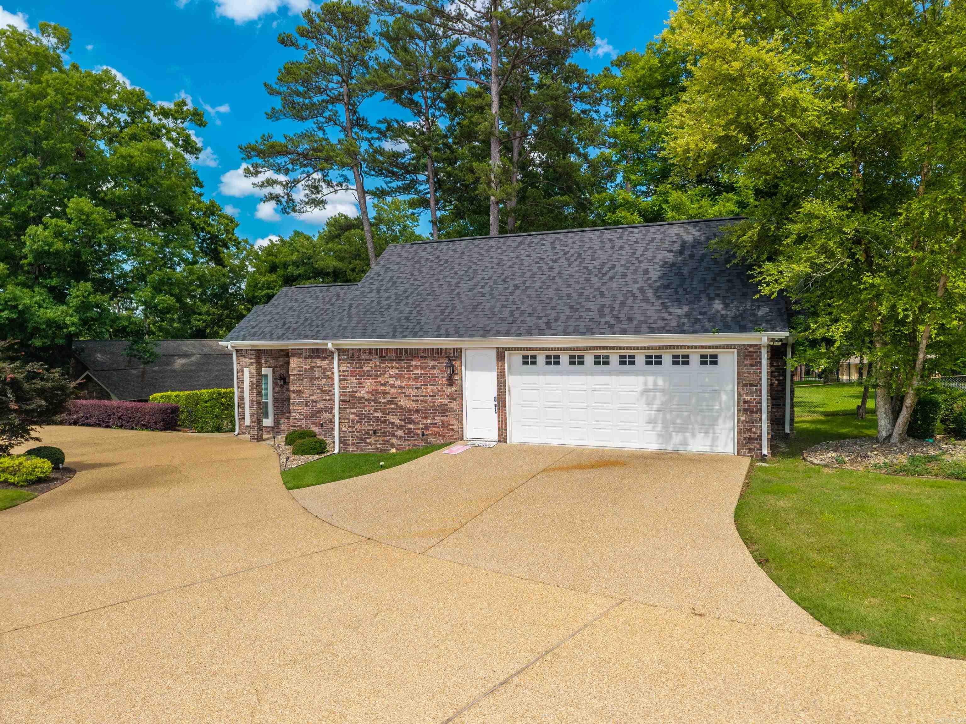 225 Sparling  Hot Springs, AR