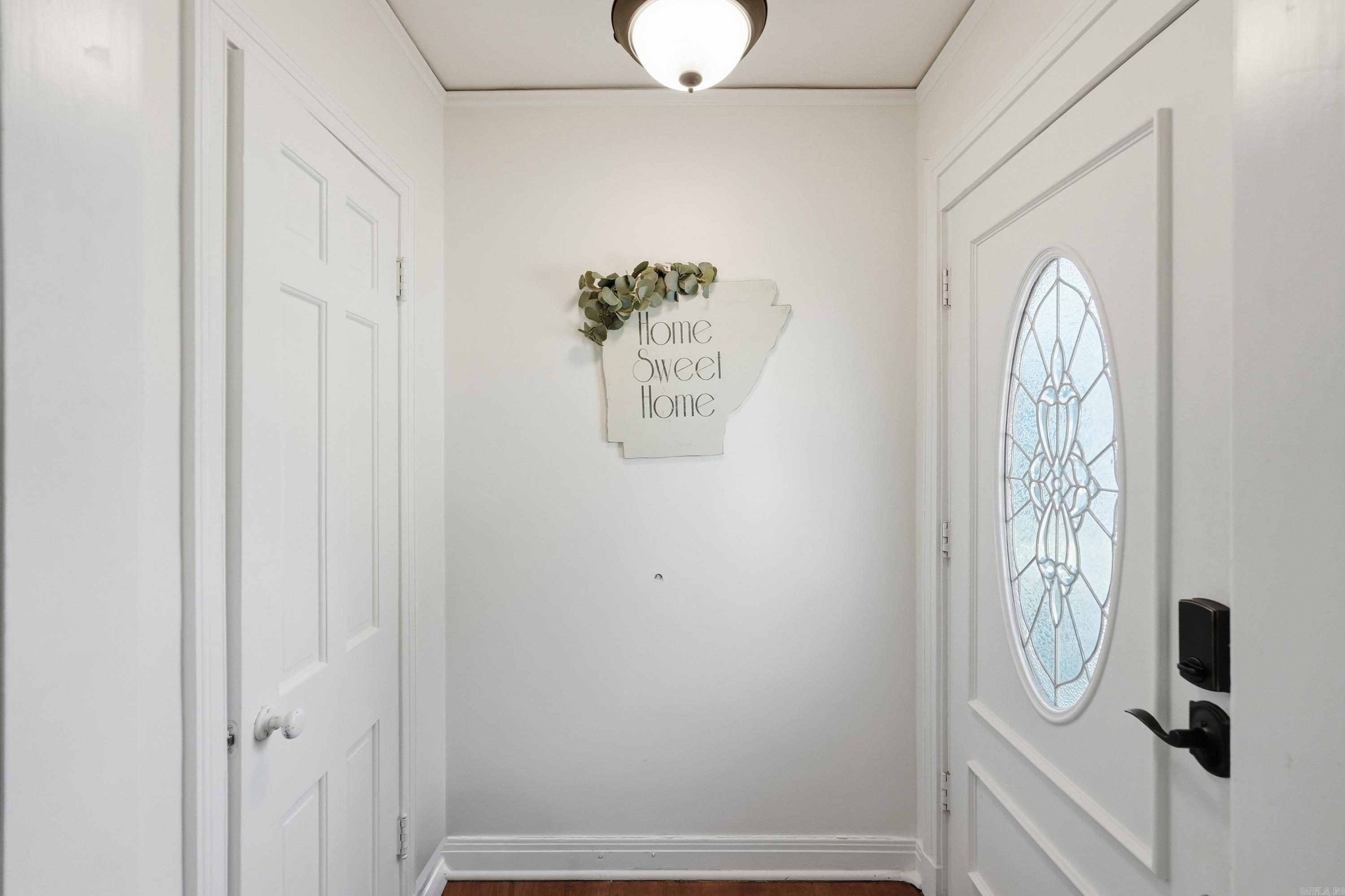6109 Cantrell  Little Rock, AR