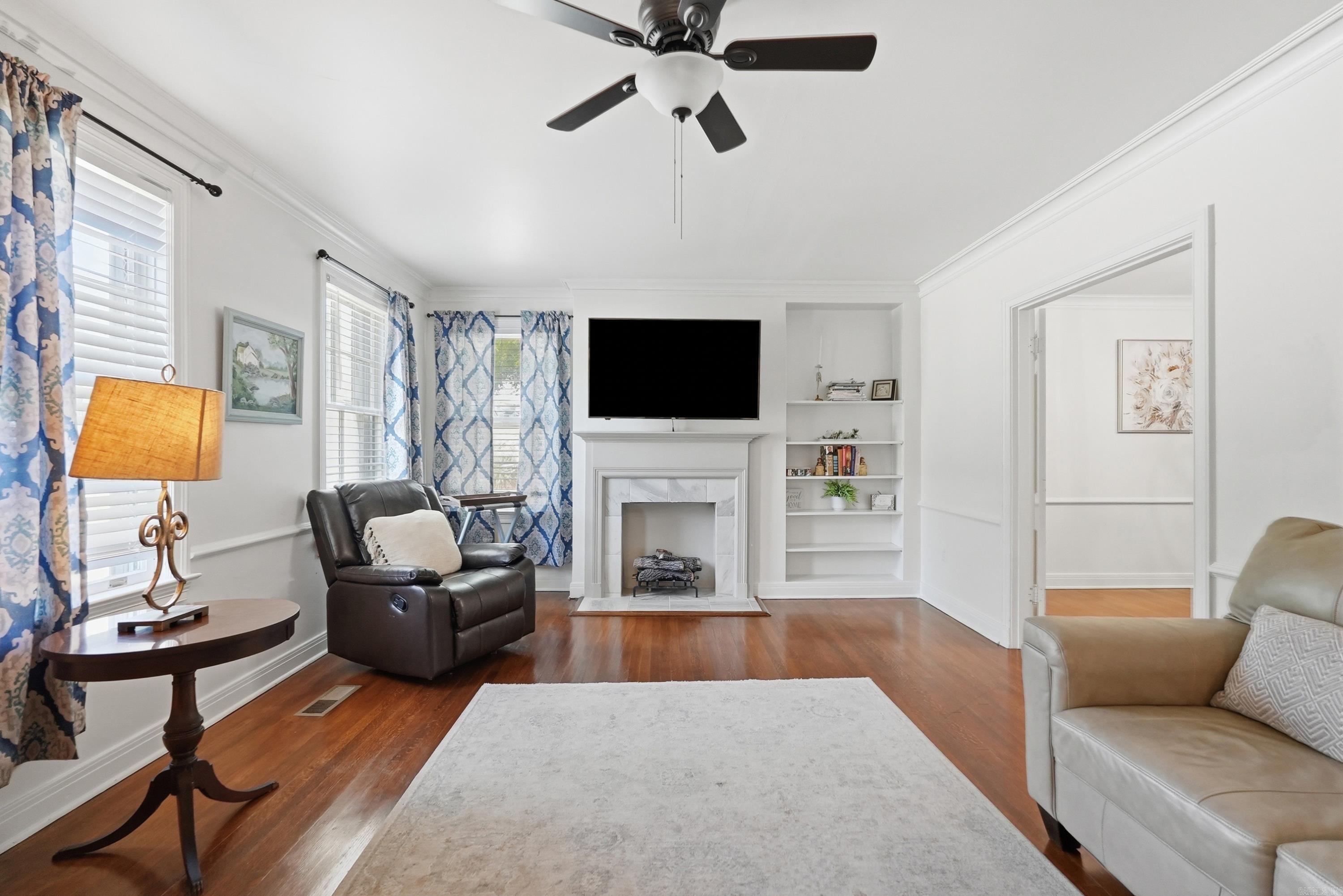 6109 Cantrell  Little Rock, AR