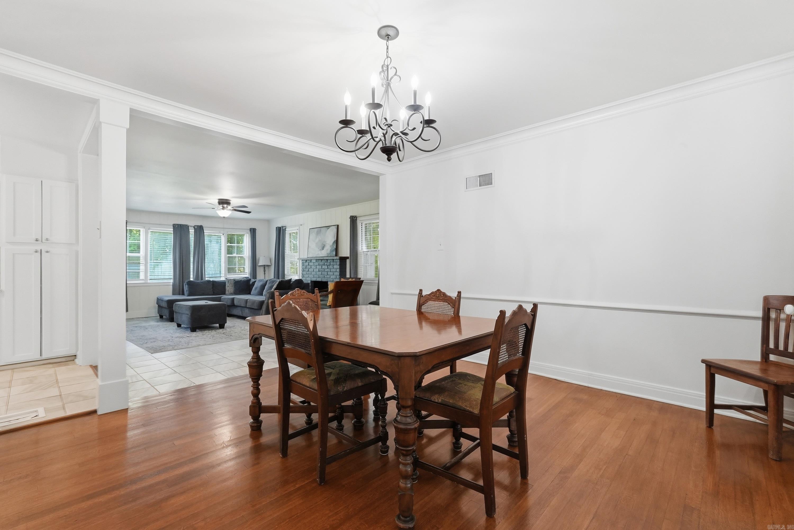 6109 Cantrell  Little Rock, AR