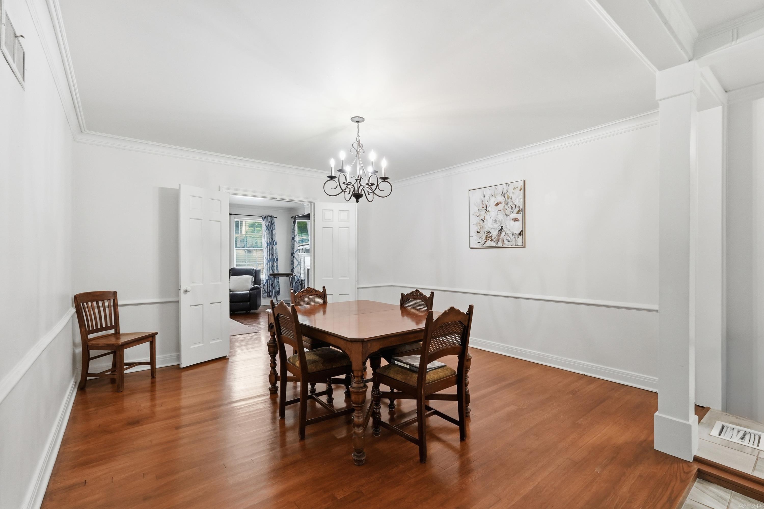 6109 Cantrell  Little Rock, AR
