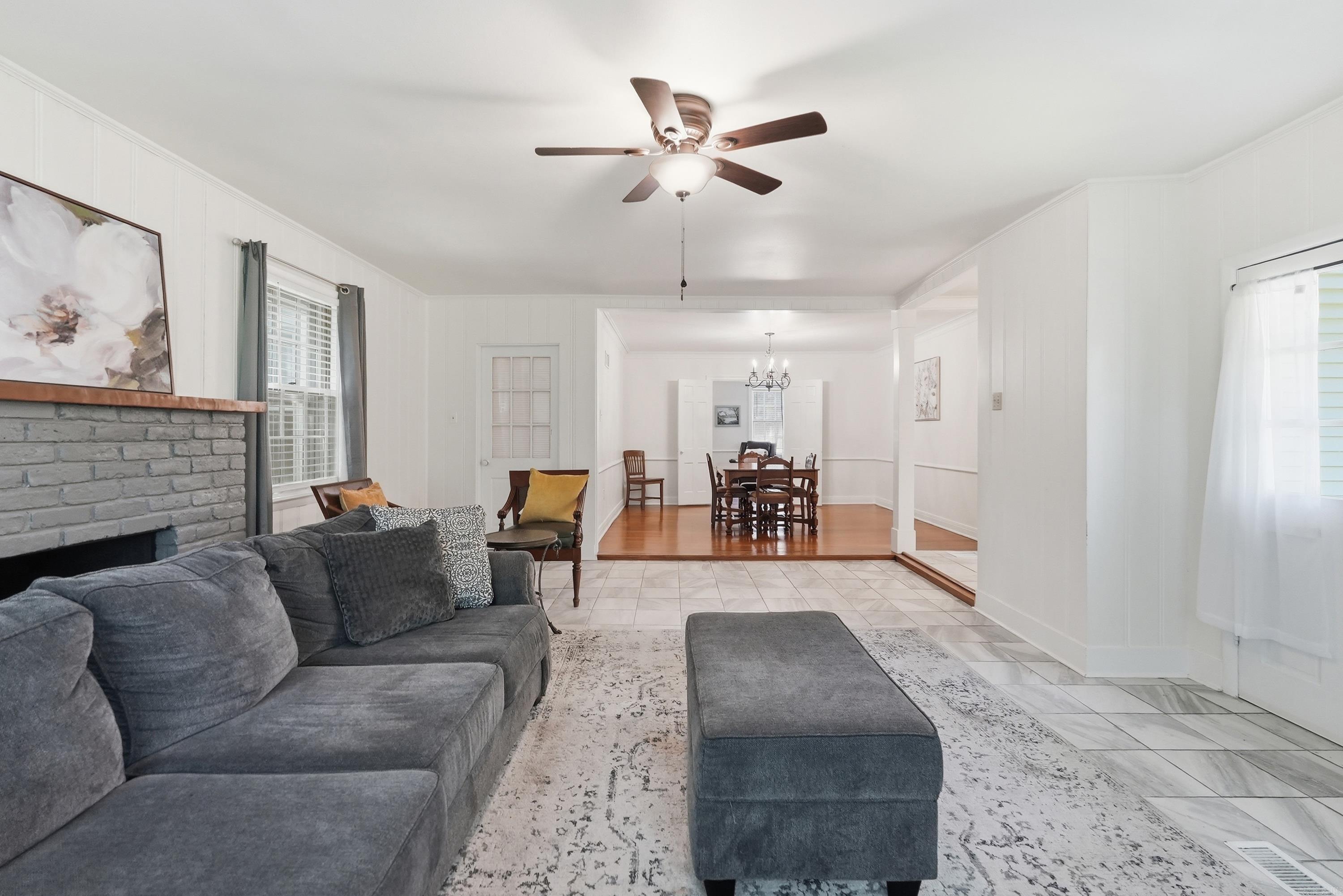 6109 Cantrell  Little Rock, AR