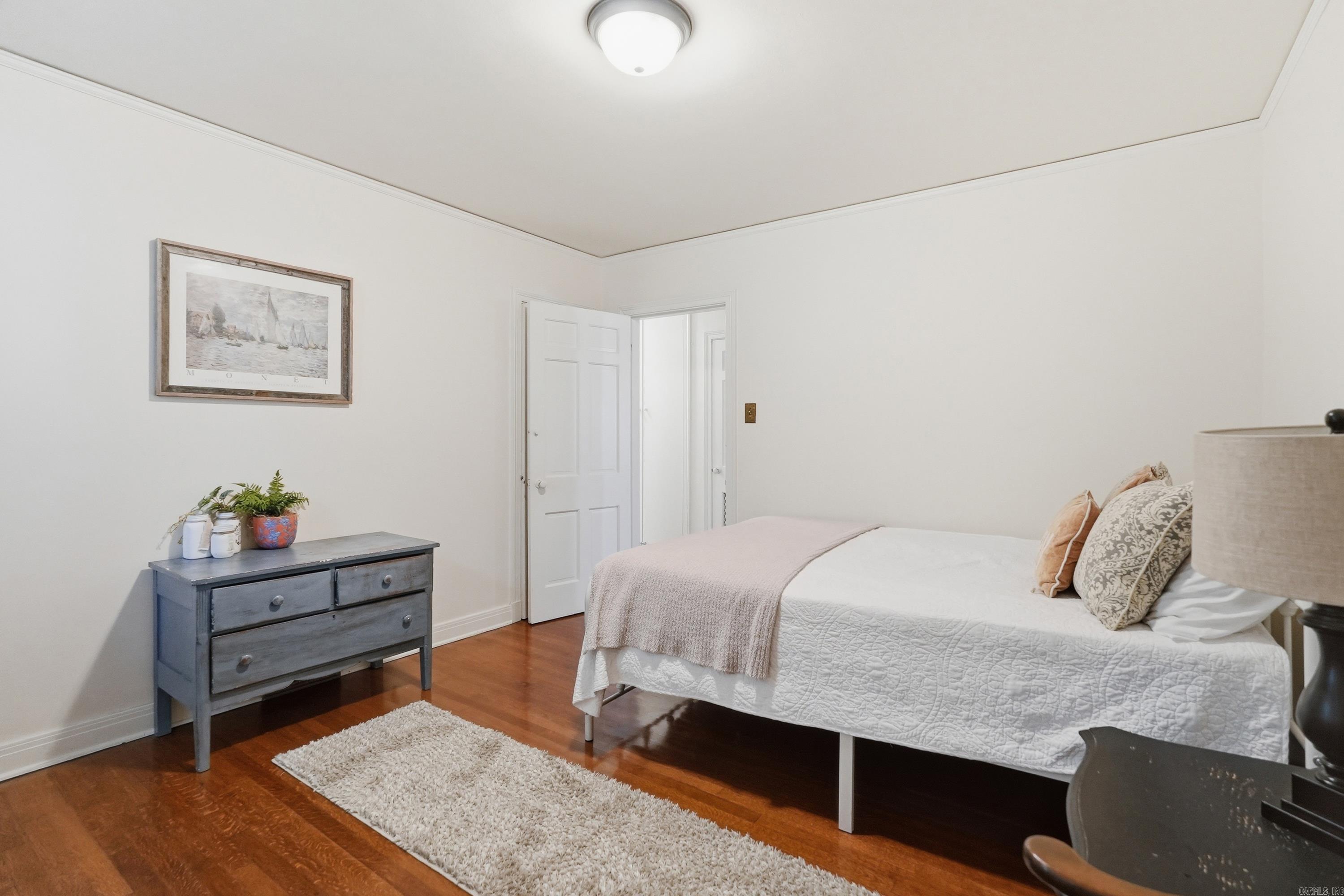 6109 Cantrell  Little Rock, AR