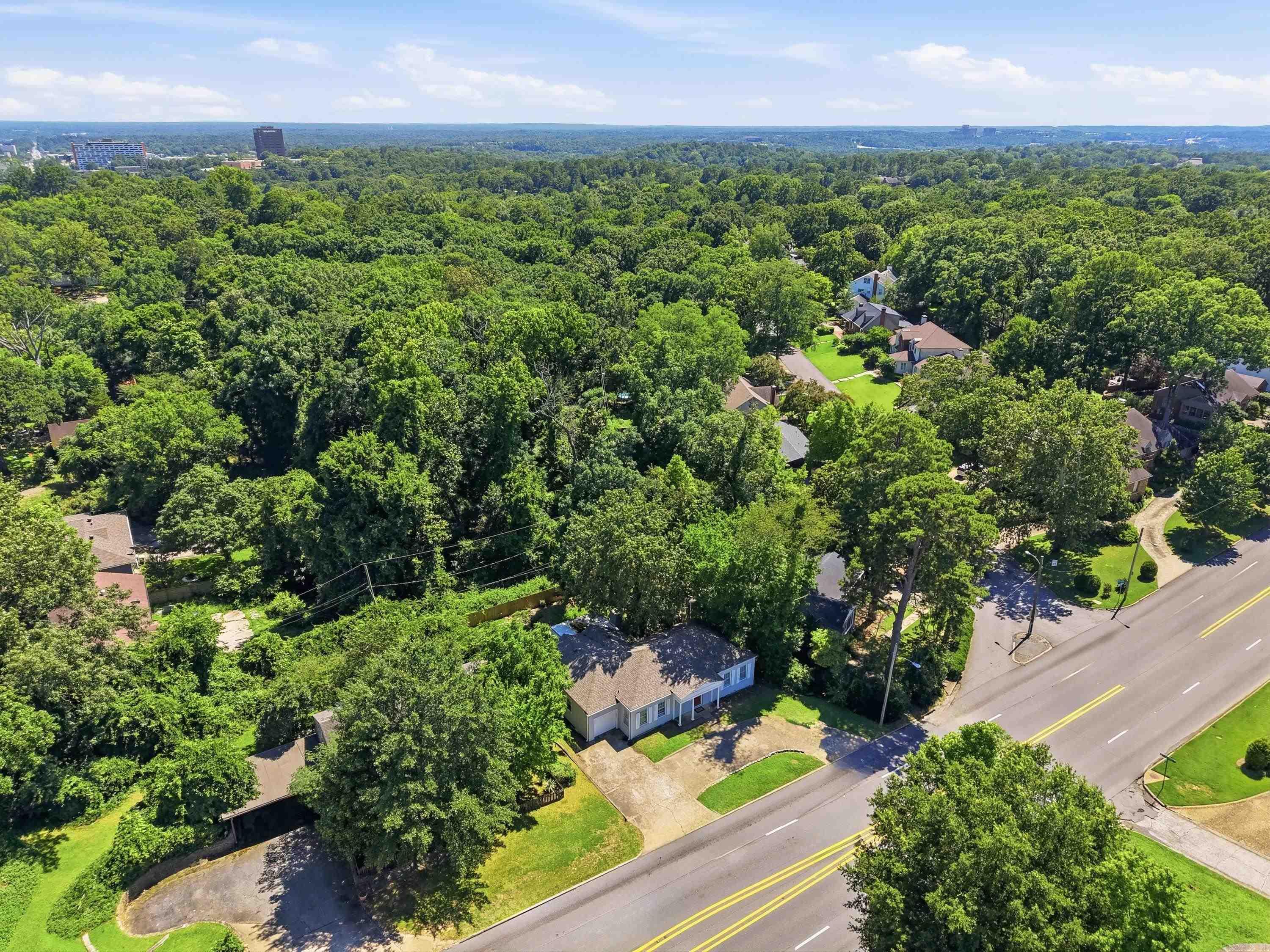 6109 Cantrell  Little Rock, AR