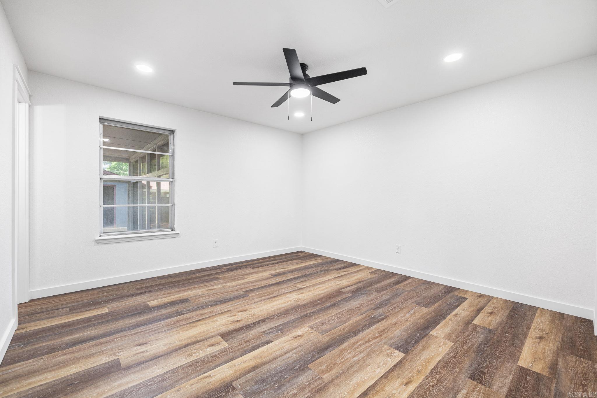 1008 N Jp Wright Loop  Jacksonville, AR