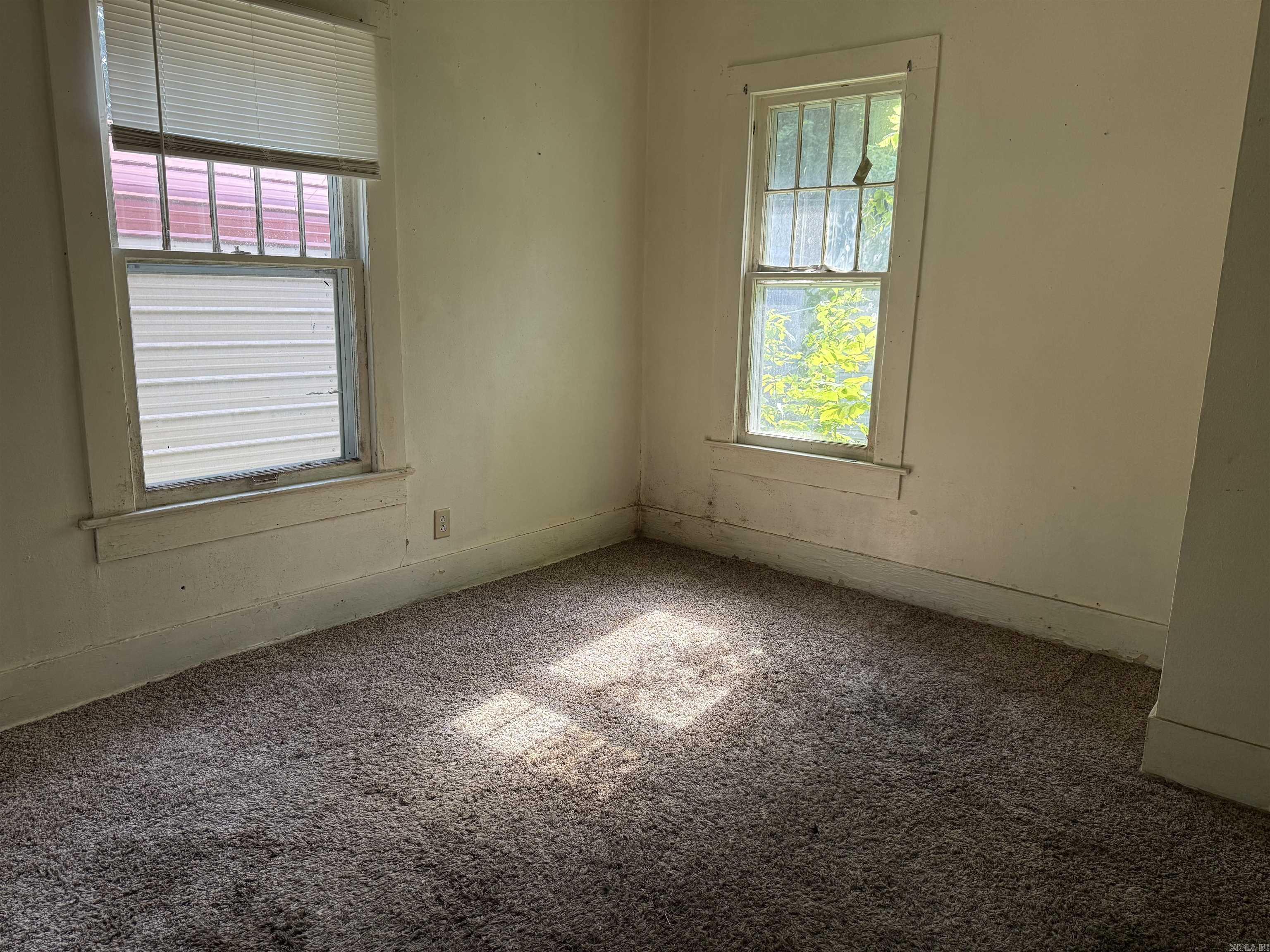 211 S 1st  Heber Springs, AR
