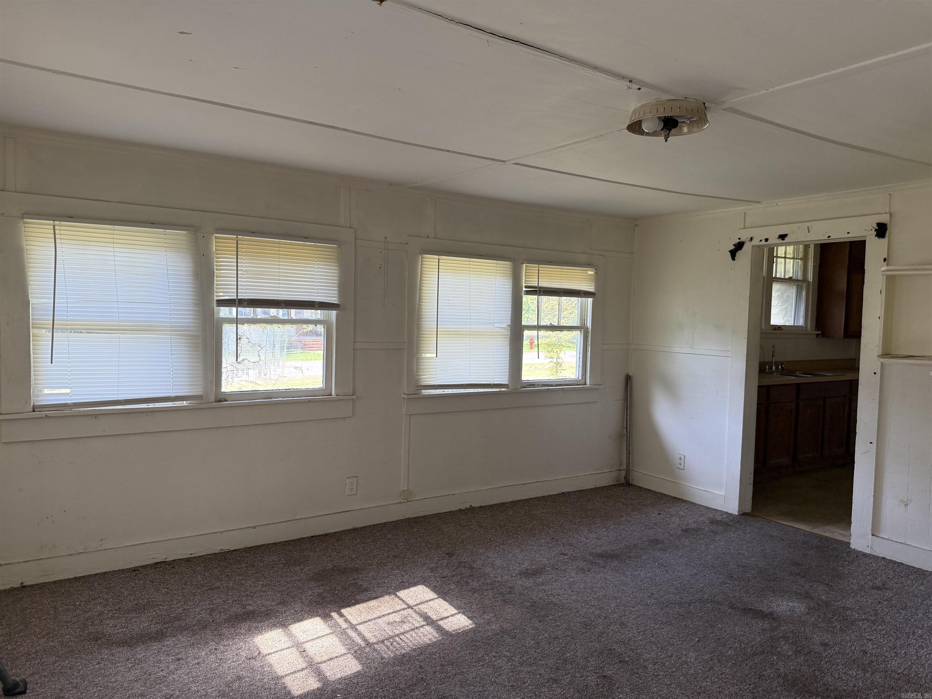 211 S 1st  Heber Springs, AR