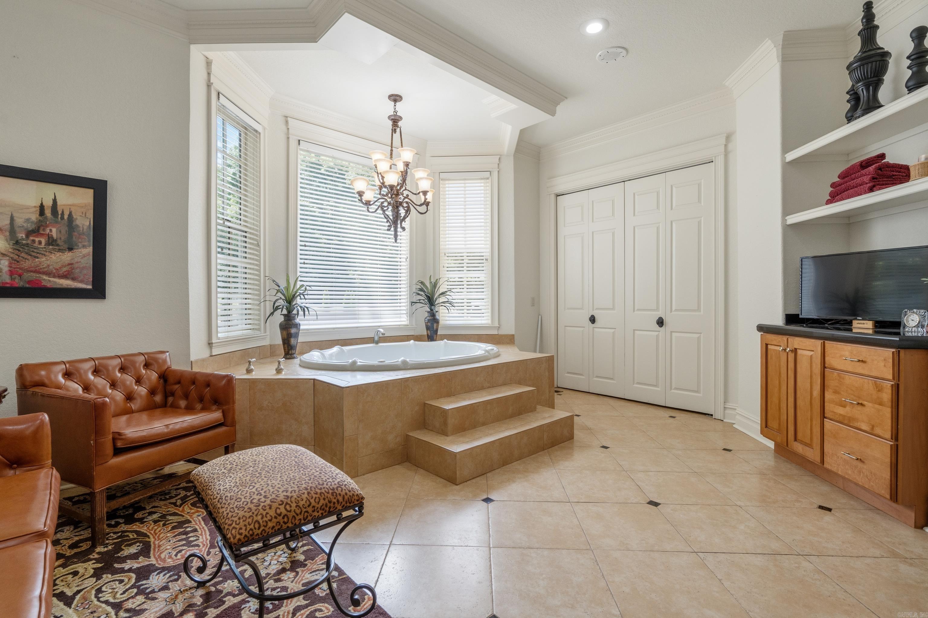 550 Long Island  Hot Springs, AR