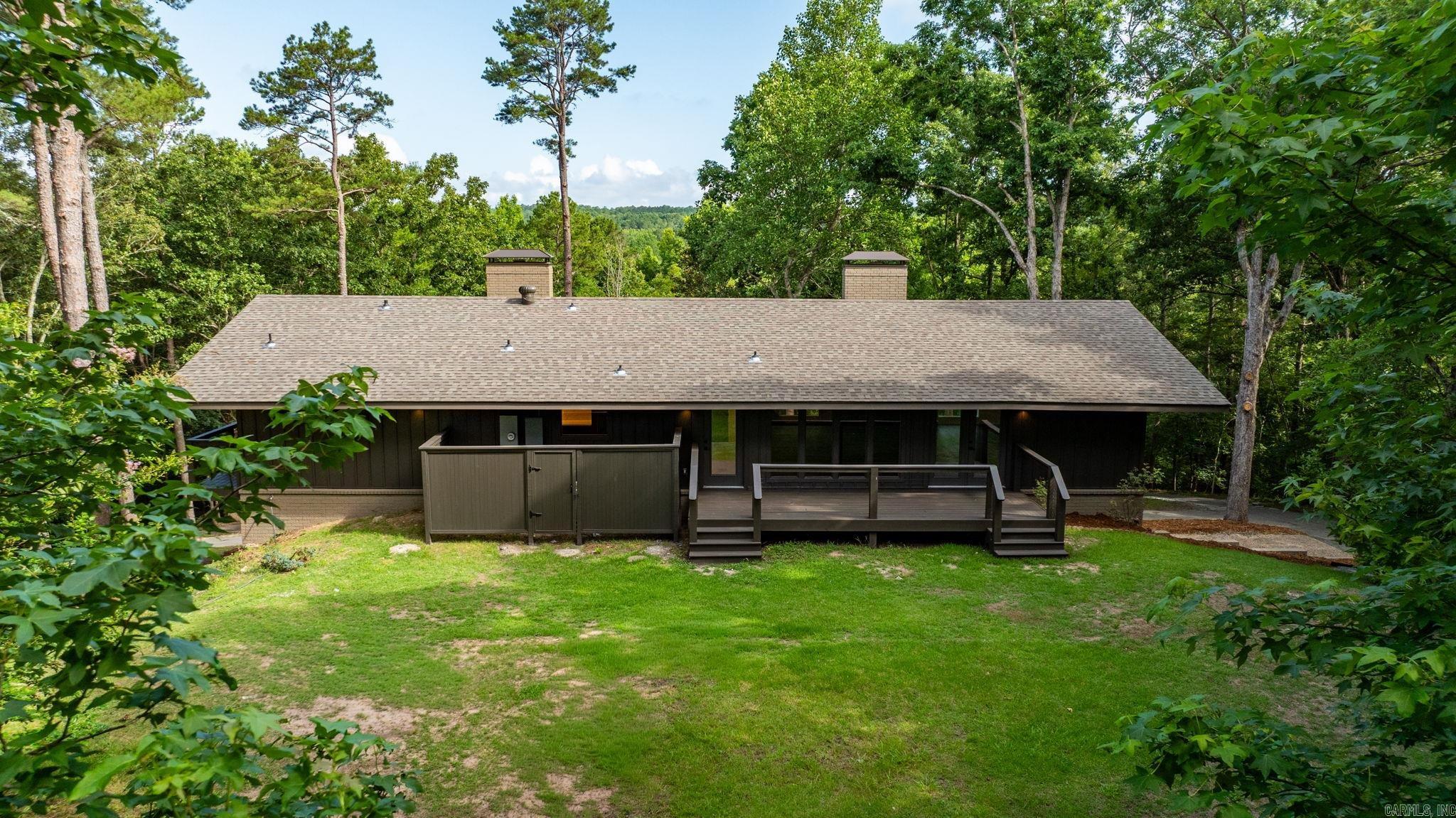 4915 Garrison  Little Rock, AR