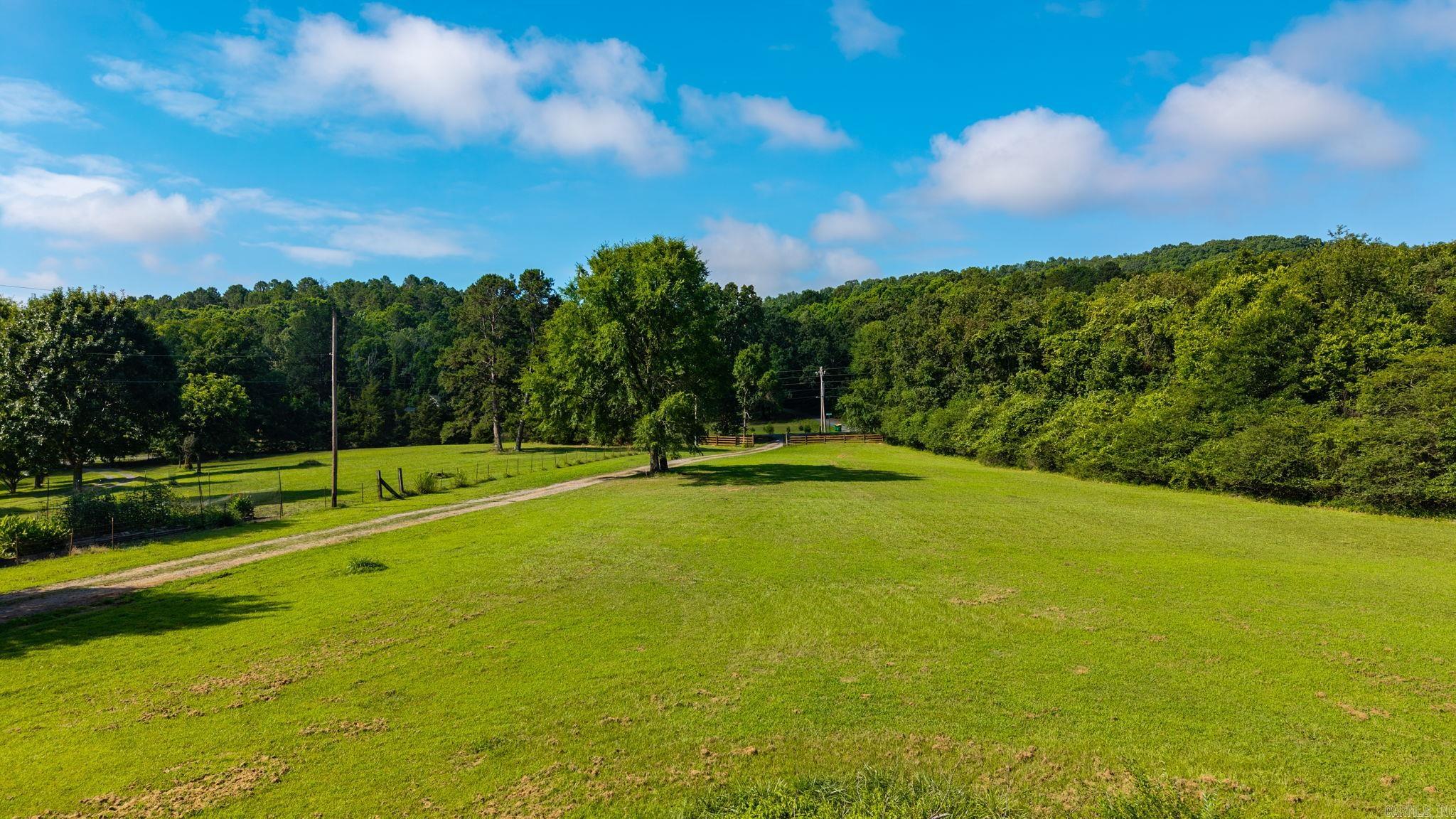 4915 Garrison  Little Rock, AR