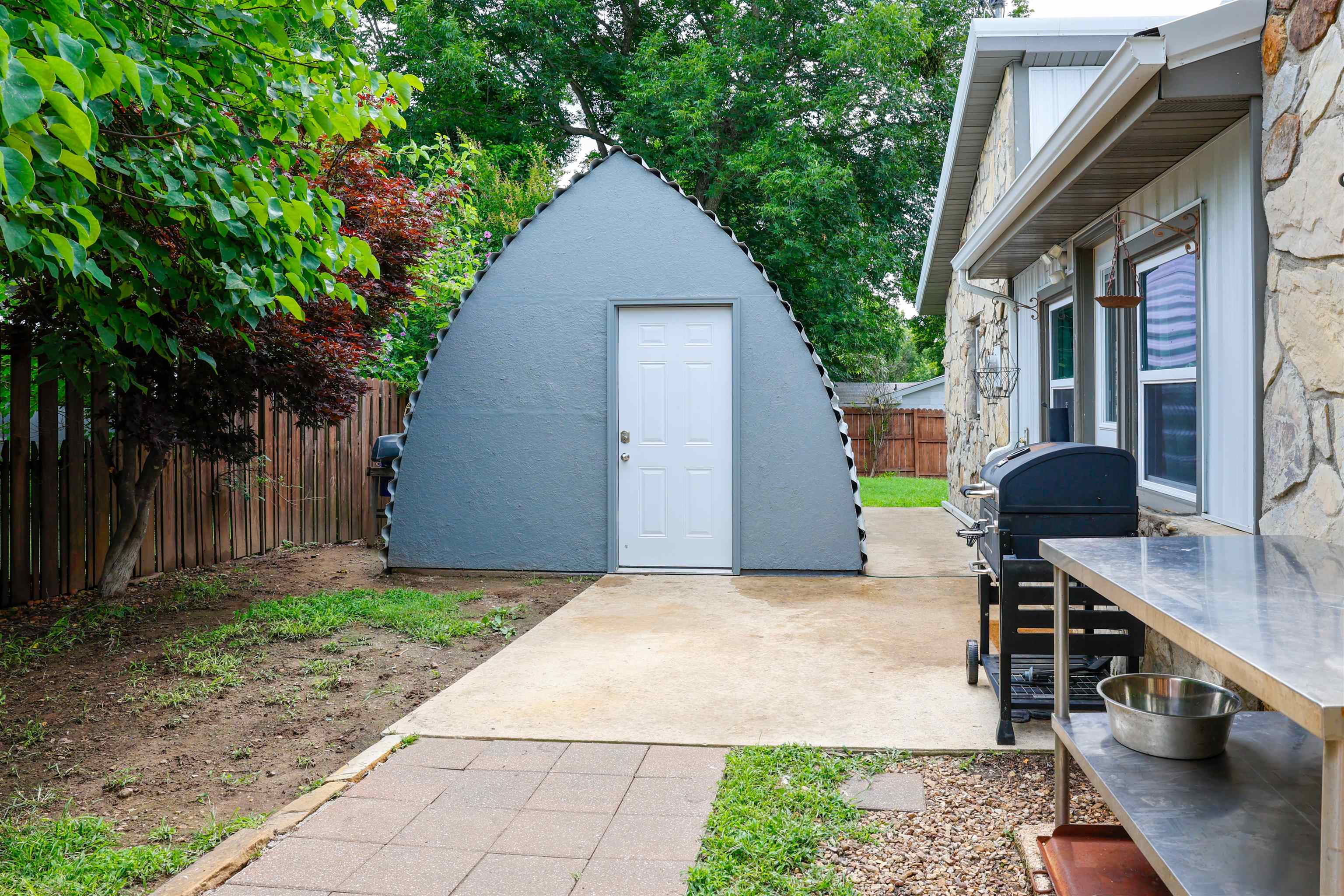 601 E 4th St  Mountain Home, AR