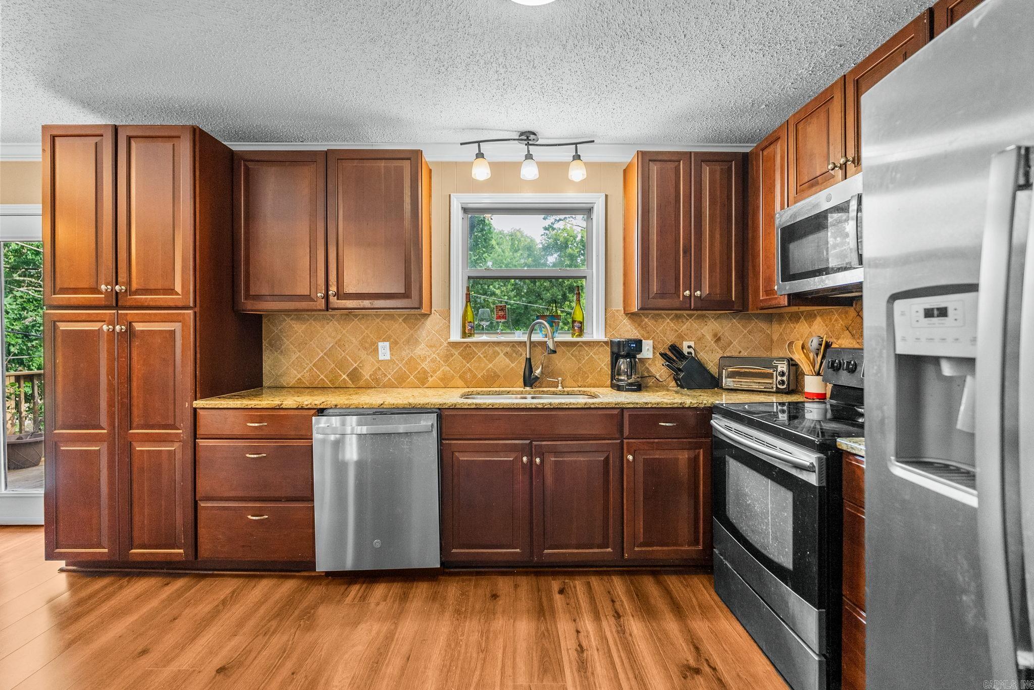 12724 Pleasant View  Little Rock, AR