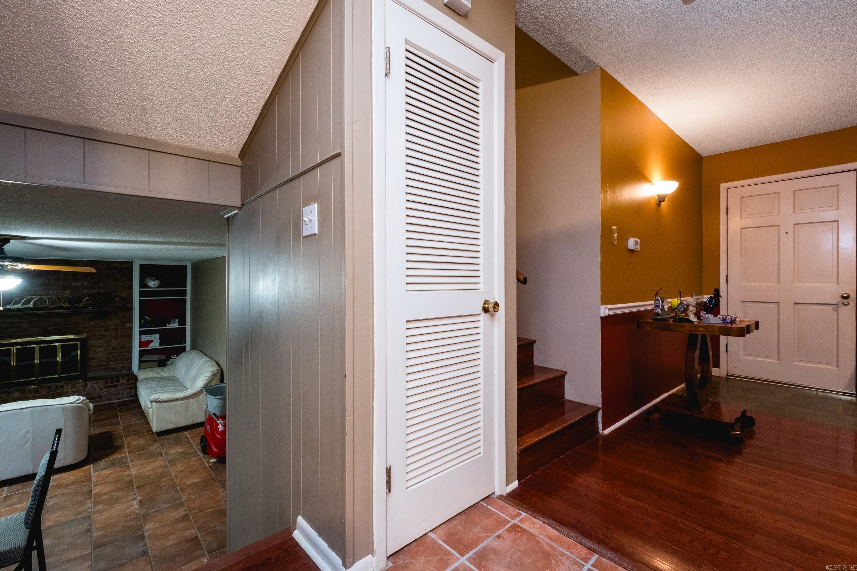 2421 Gunpowder  Little Rock, AR