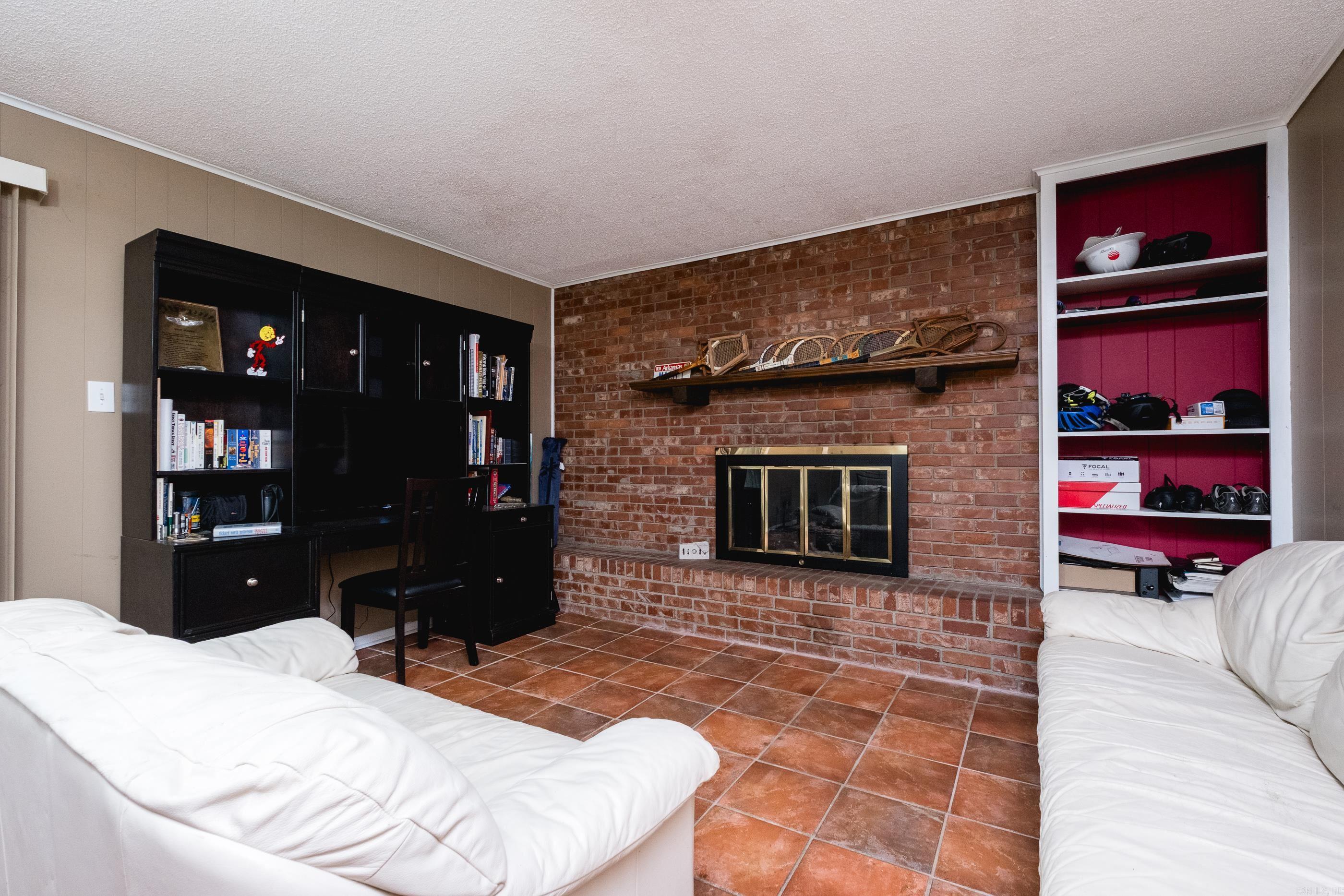 2421 Gunpowder  Little Rock, AR