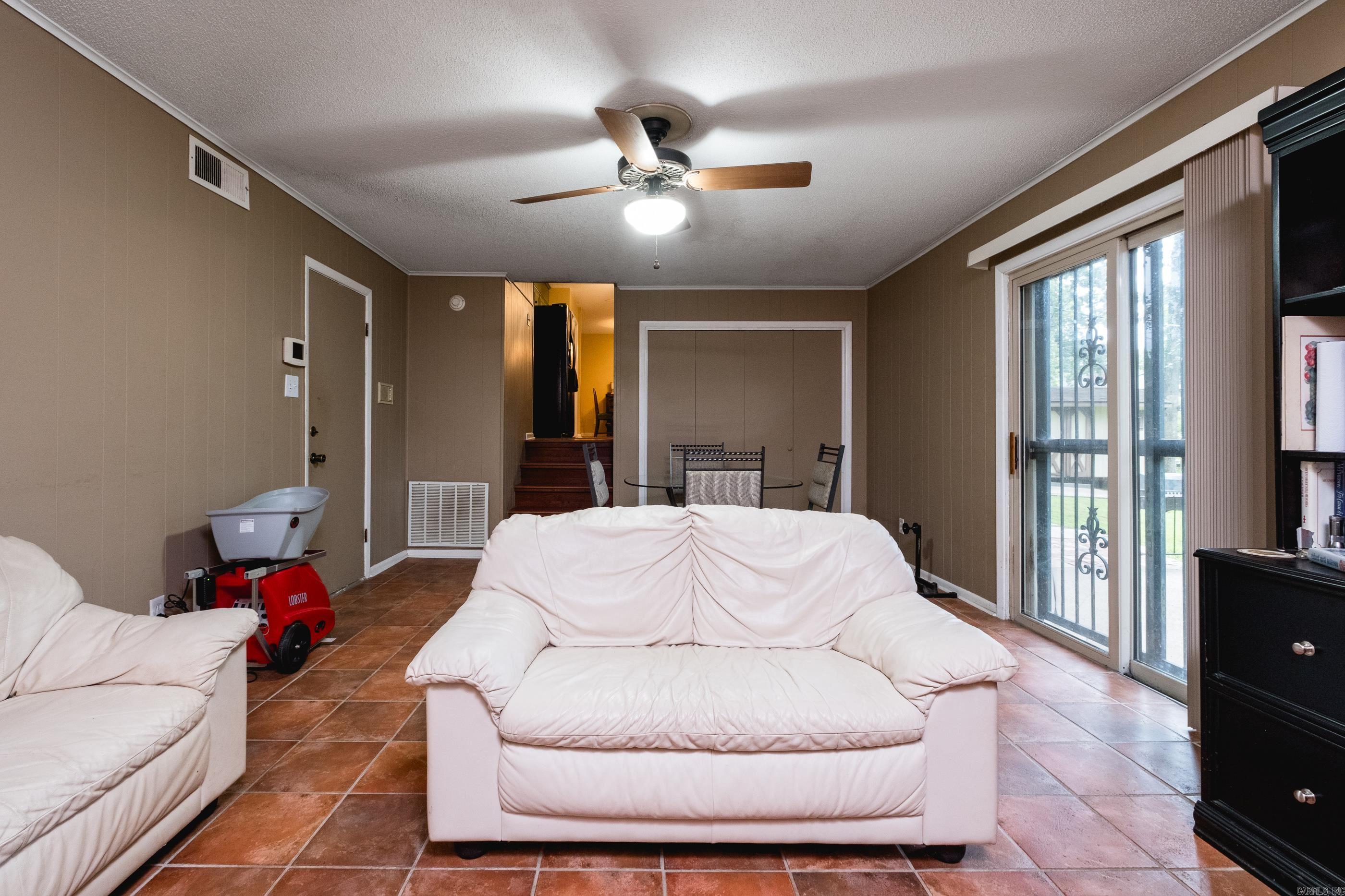 2421 Gunpowder  Little Rock, AR