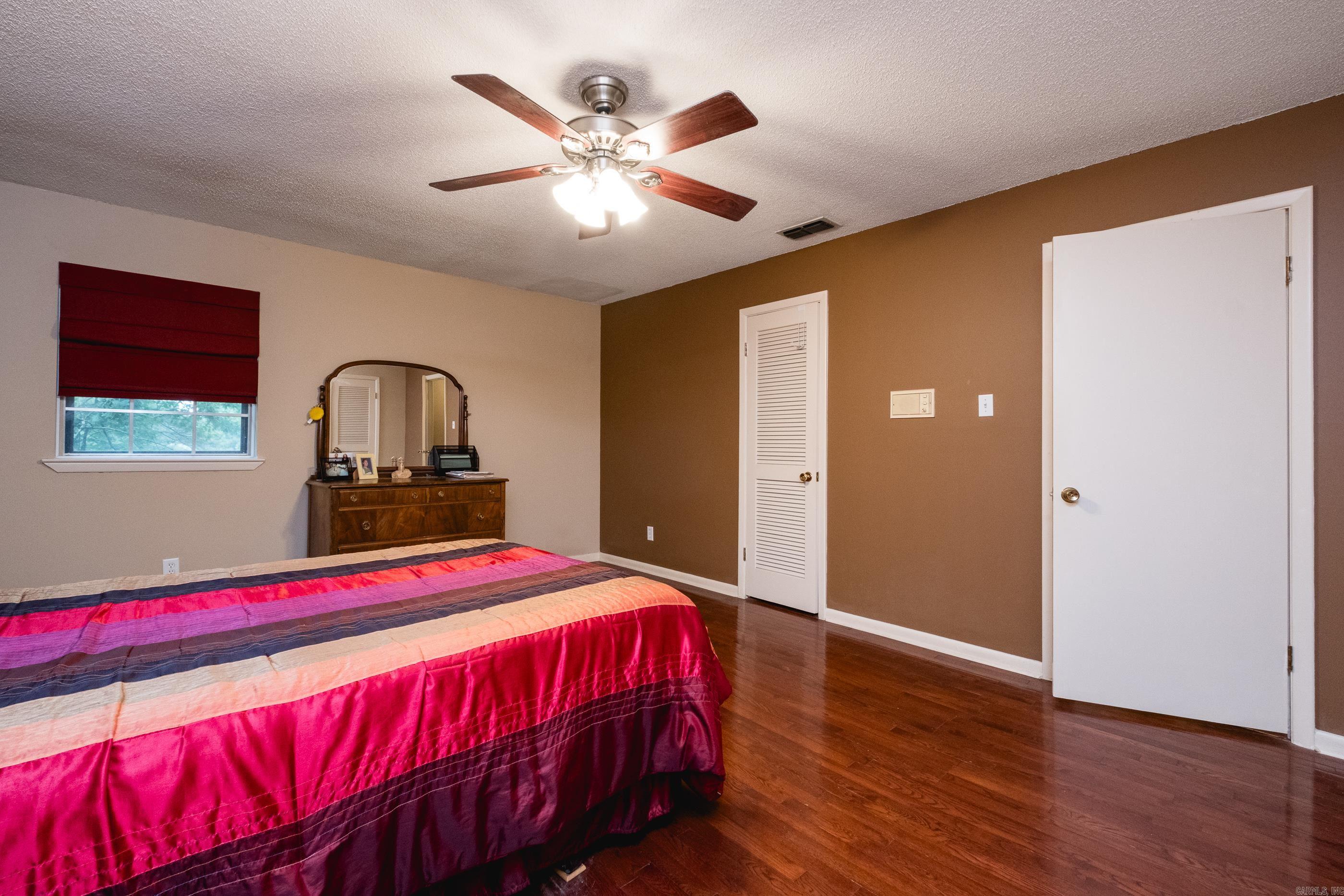 2421 Gunpowder  Little Rock, AR