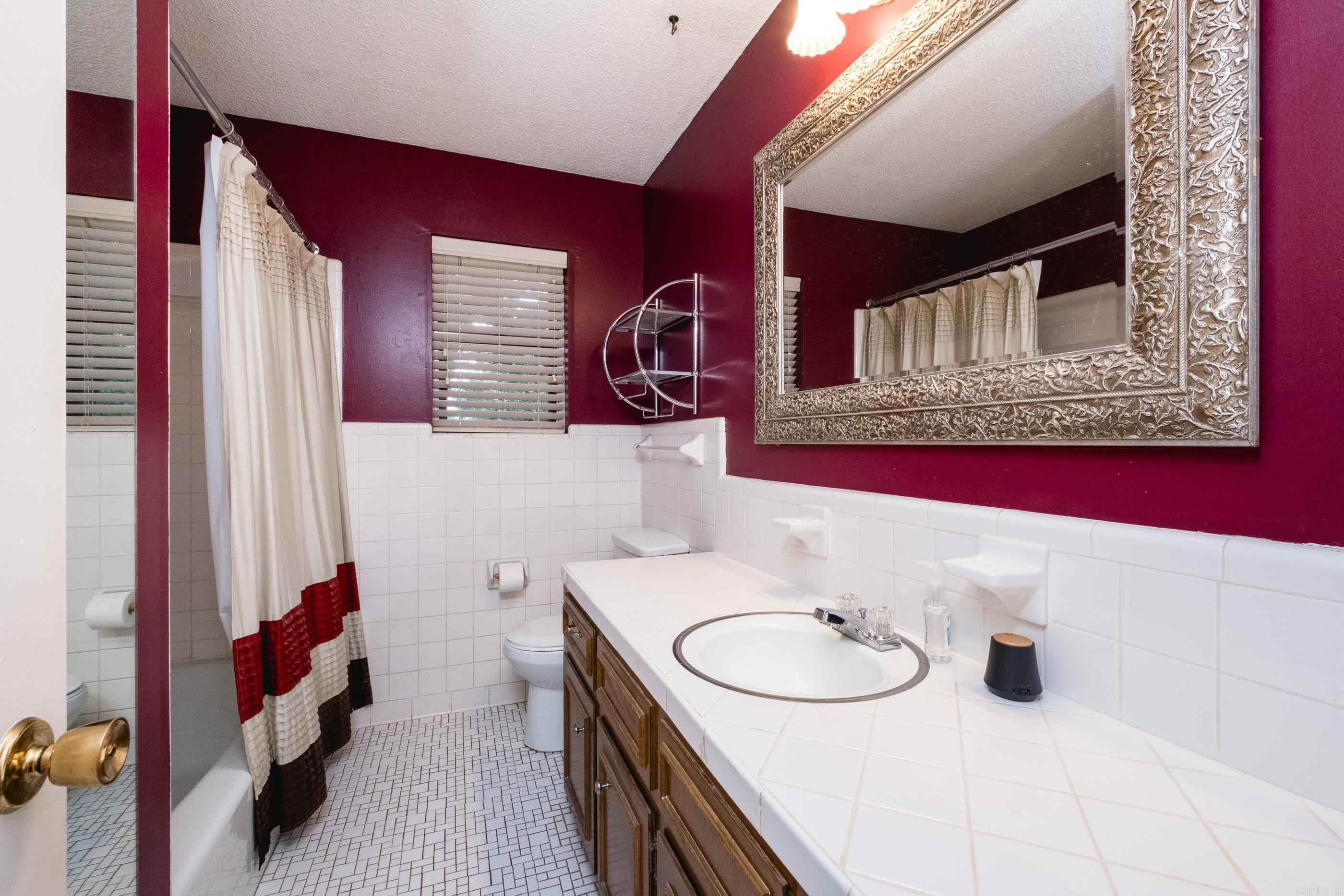 2421 Gunpowder  Little Rock, AR