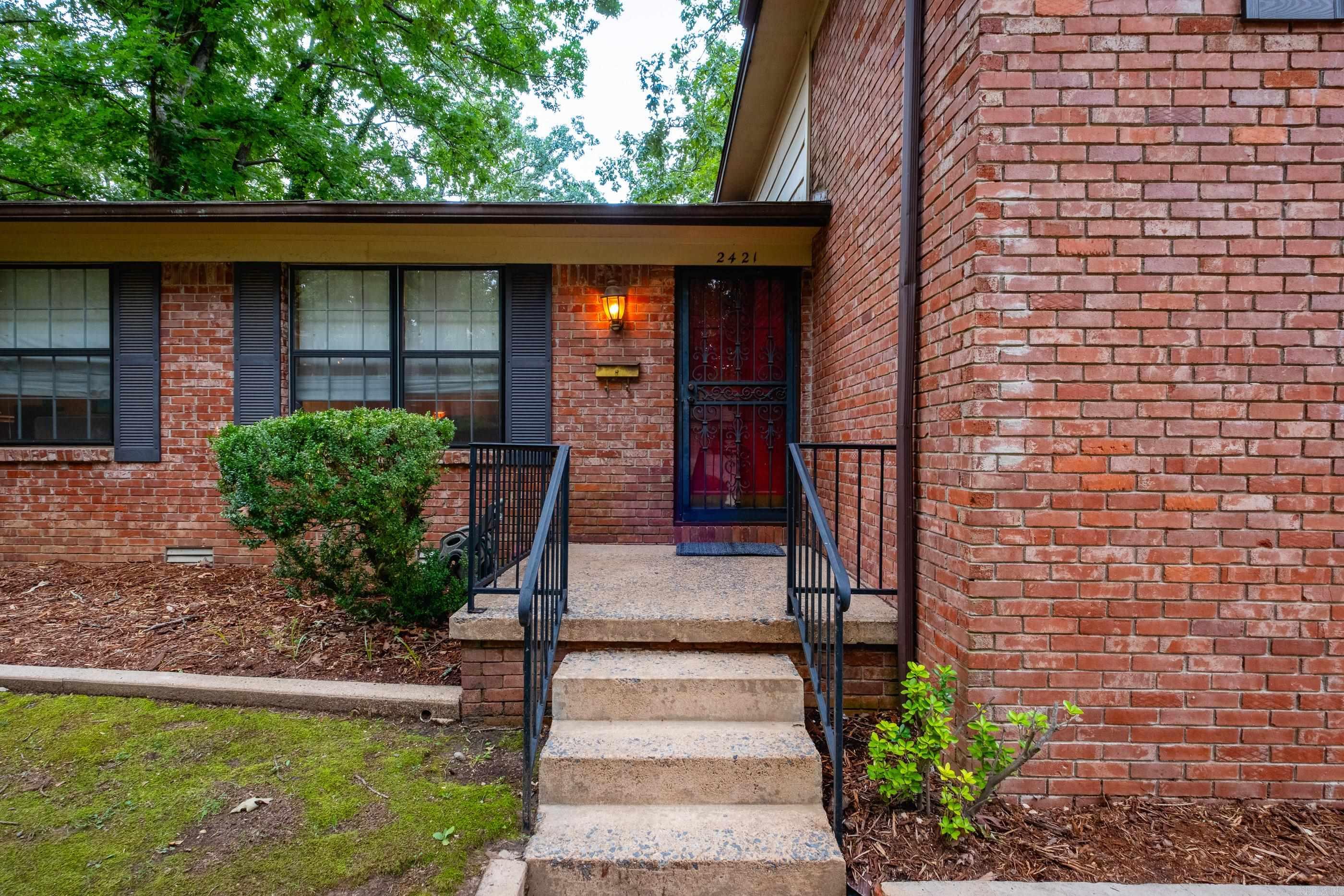 2421 Gunpowder  Little Rock, AR