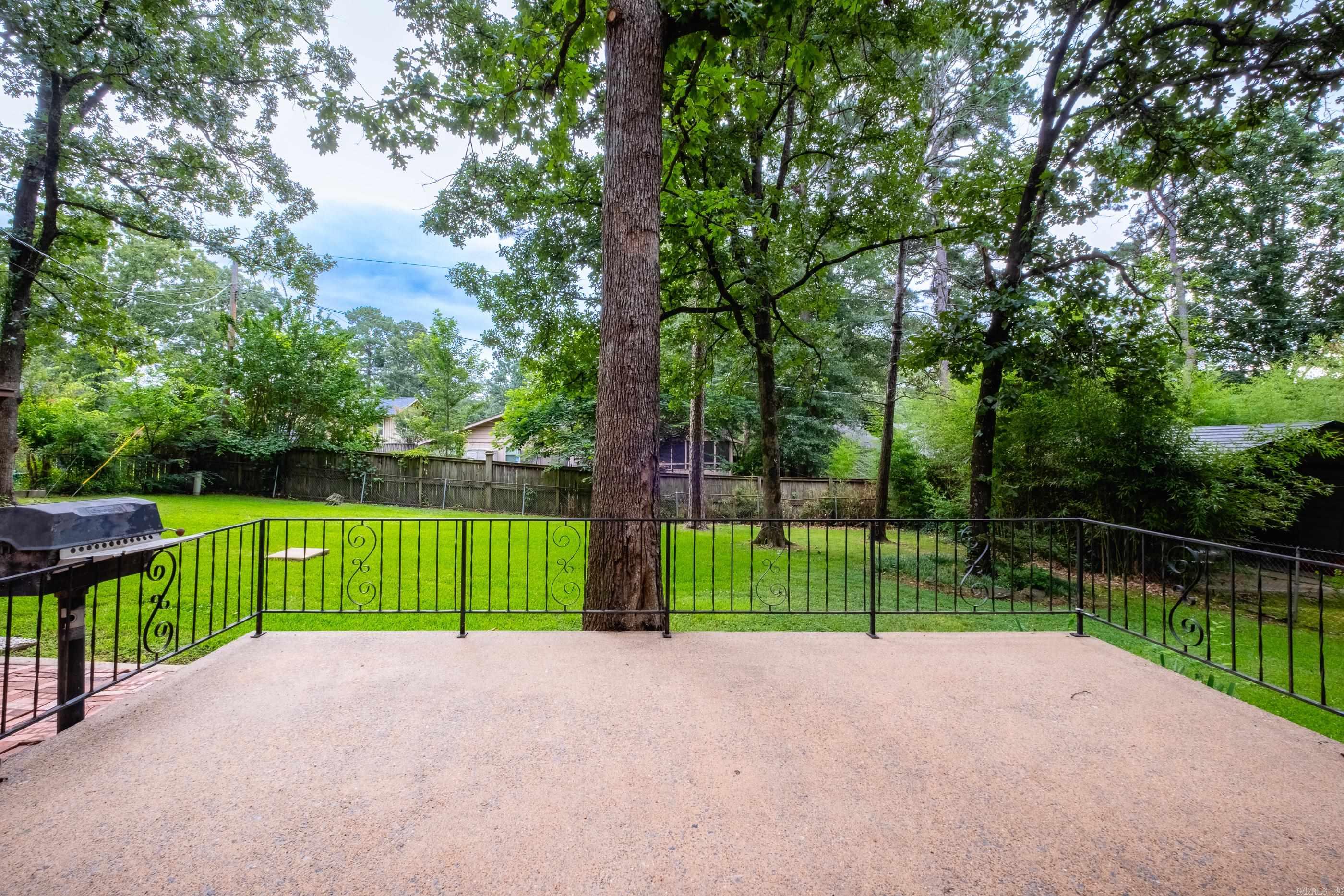 2421 Gunpowder  Little Rock, AR