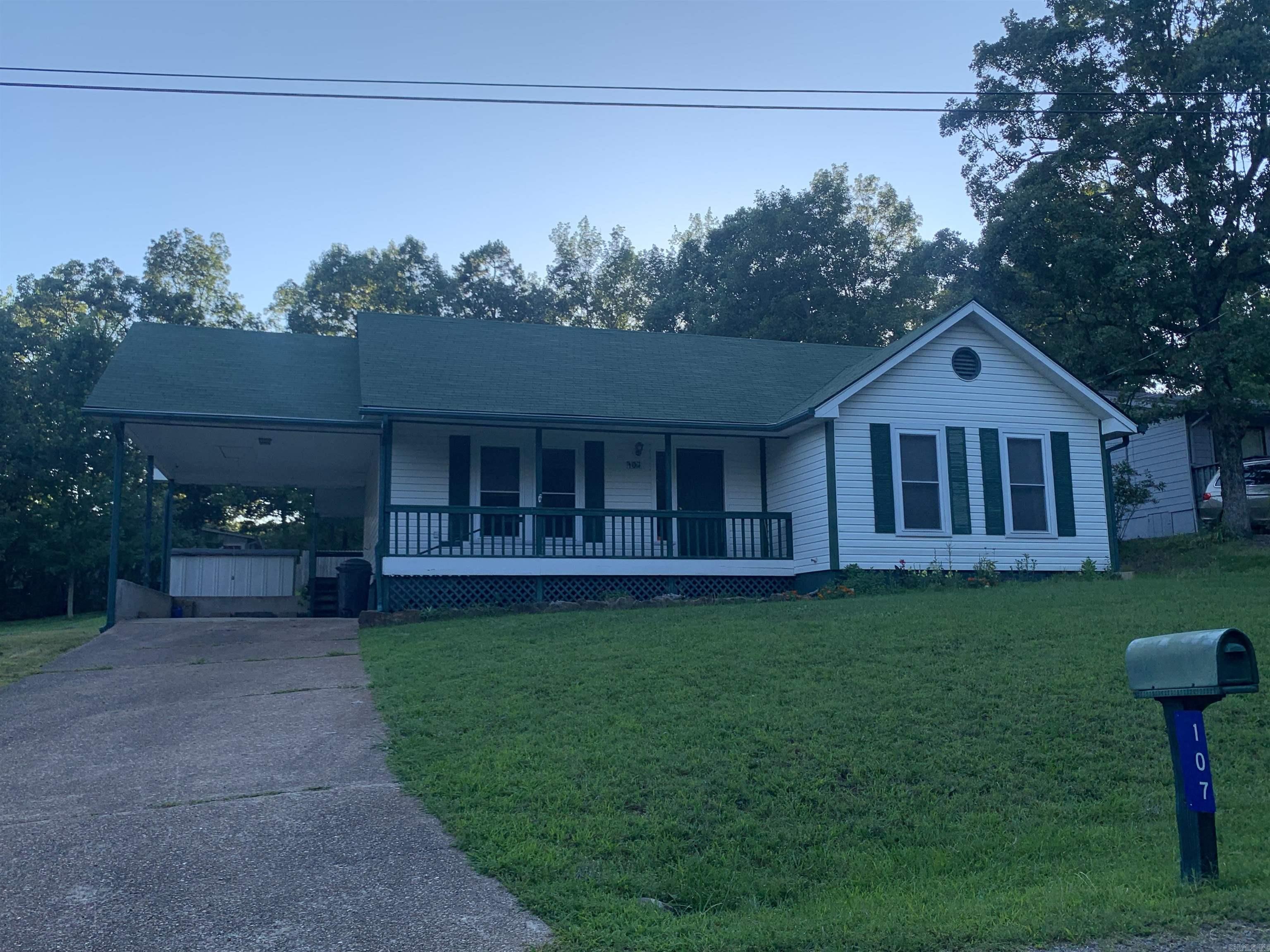 107 Ambrose  Fairfield Bay, AR