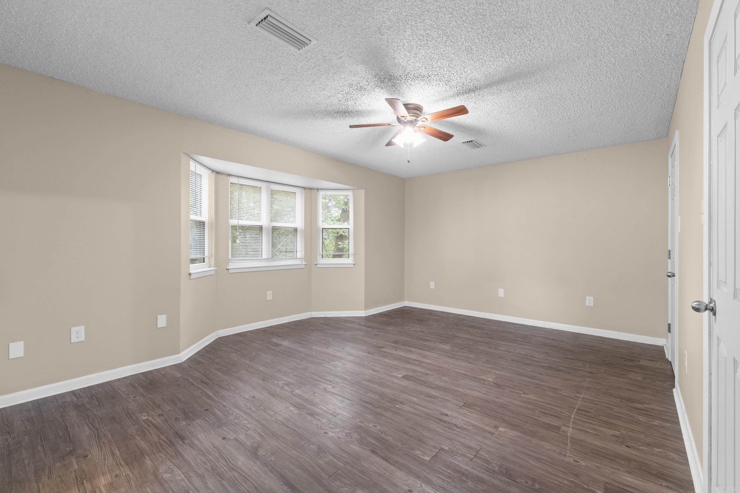 22 E Hill  Conway, AR