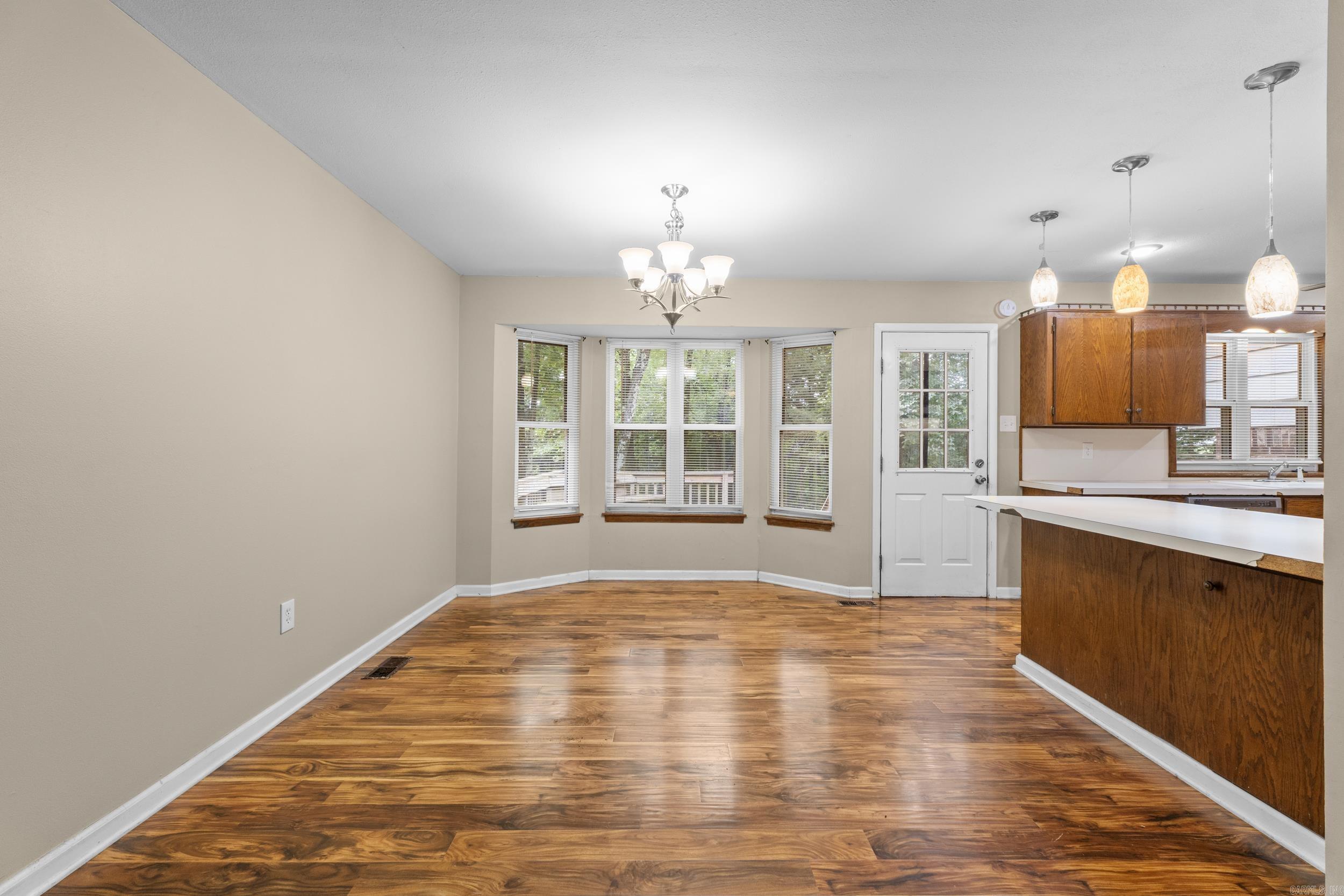 22 E Hill  Conway, AR