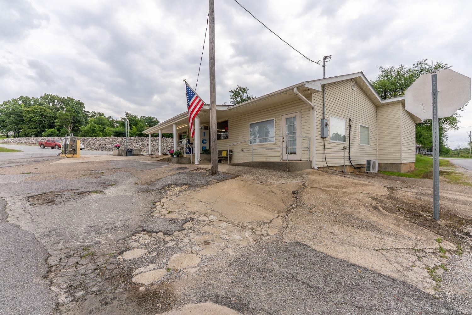 5412 AR-Highway 56  Violet Hill, AR