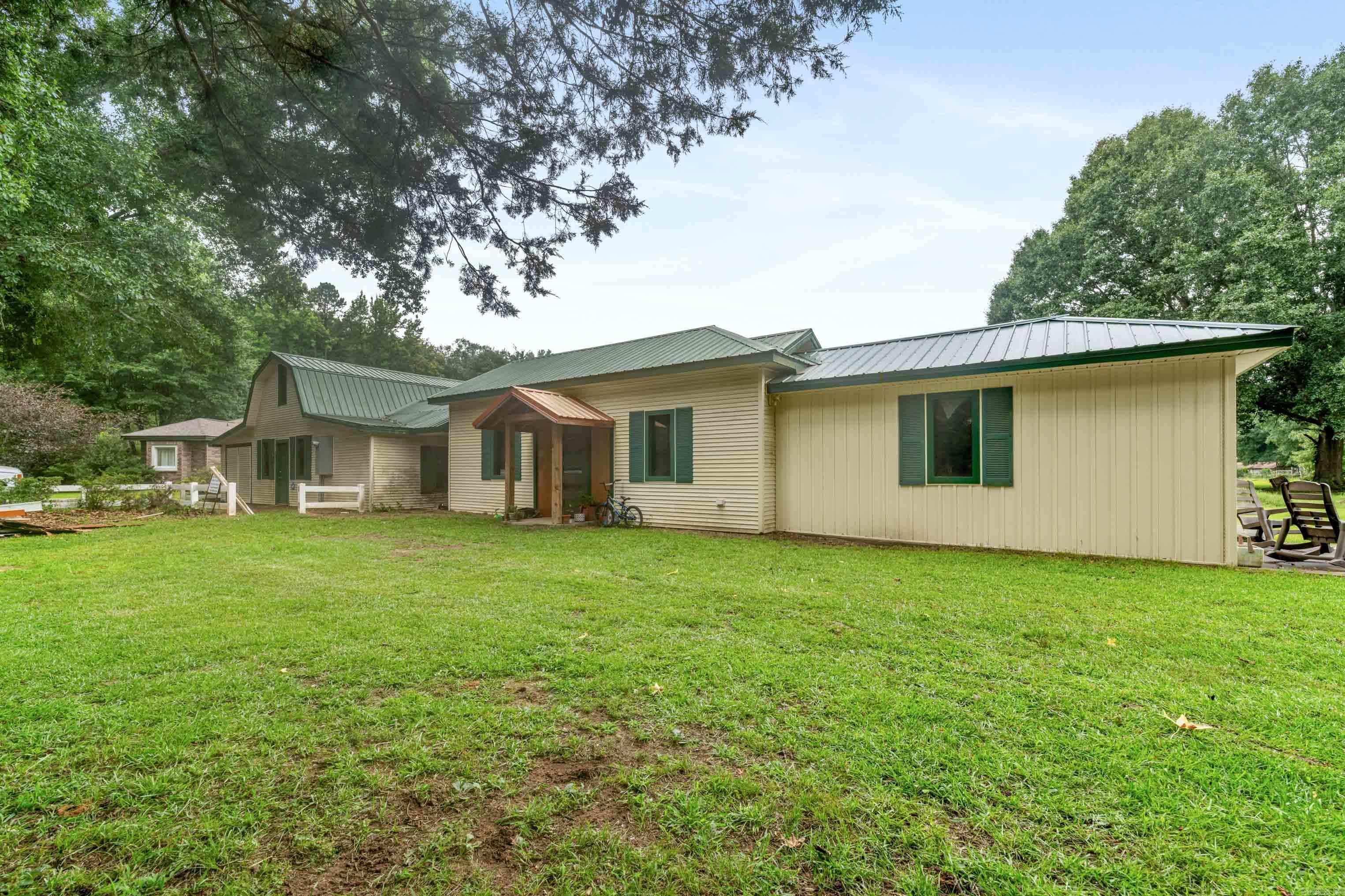 2312 Riverbend Rd.  Heber Springs, AR