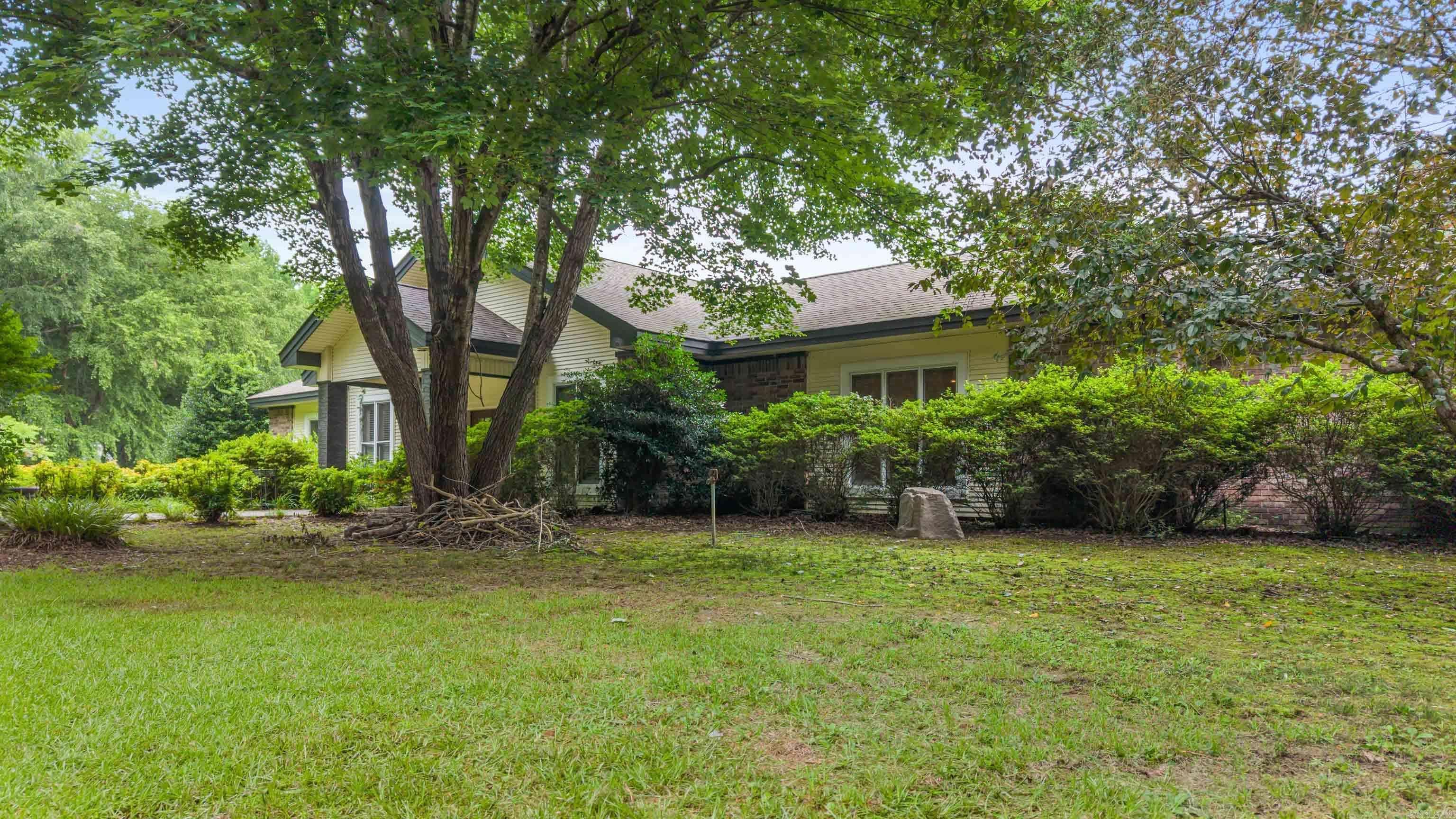 2312 Riverbend Rd.  Heber Springs, AR