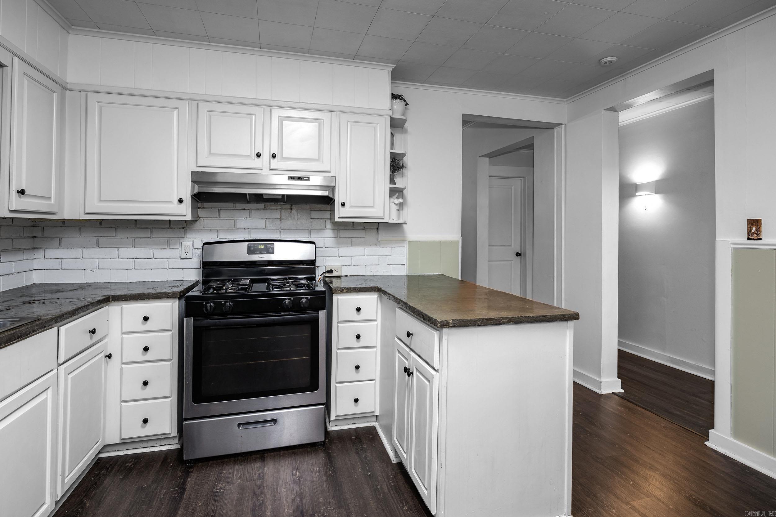 223 S Oak St.  Little Rock, AR