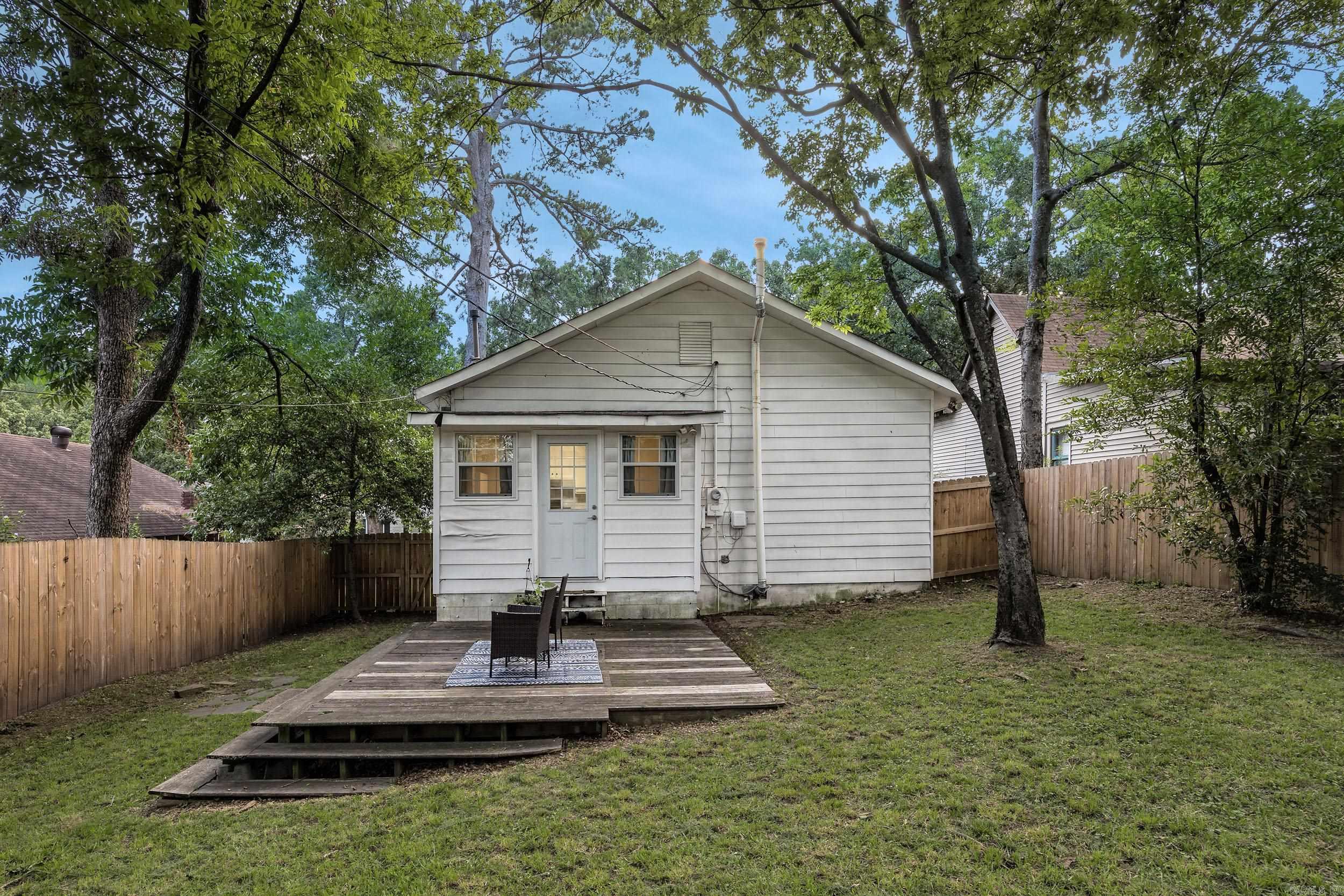 223 S Oak St.  Little Rock, AR