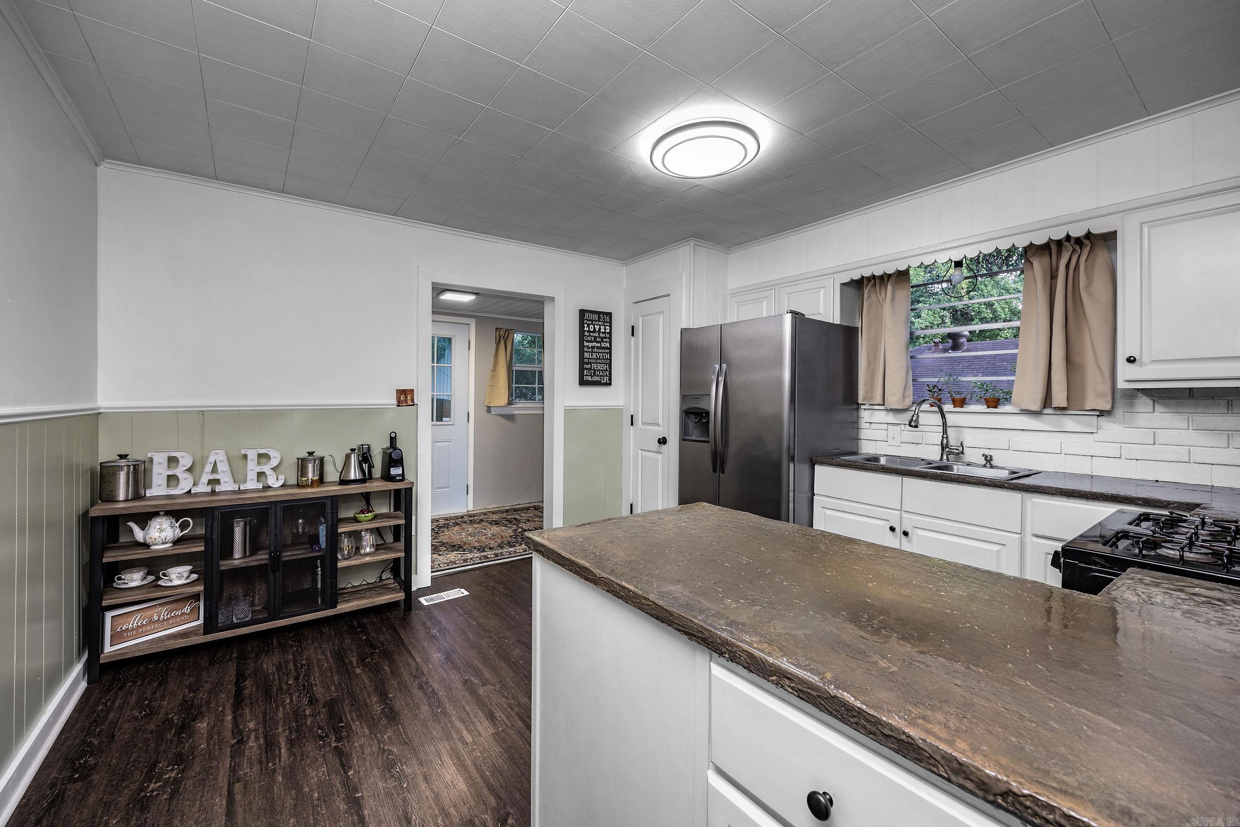 223 S Oak St.  Little Rock, AR