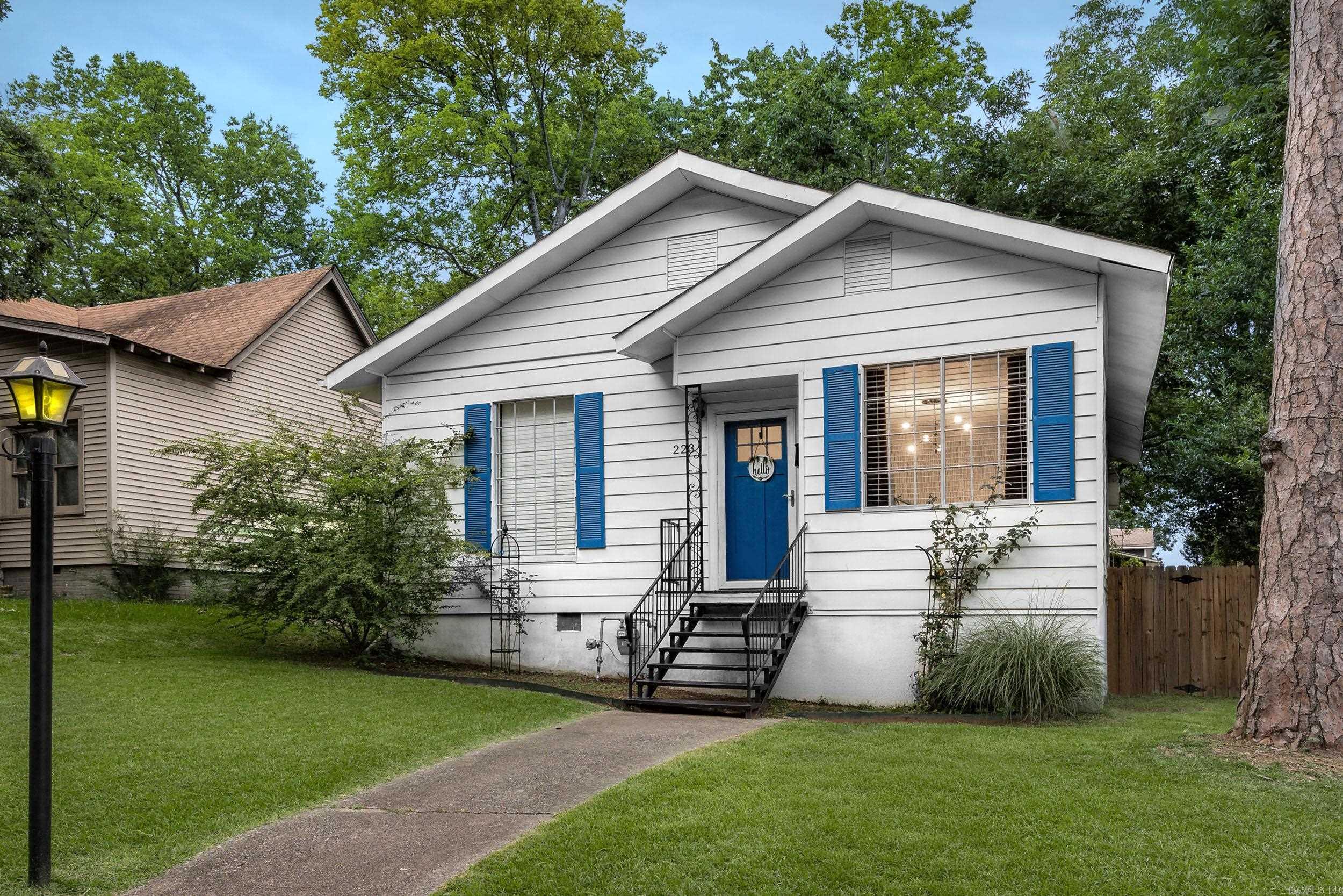 223 S Oak St.  Little Rock, AR